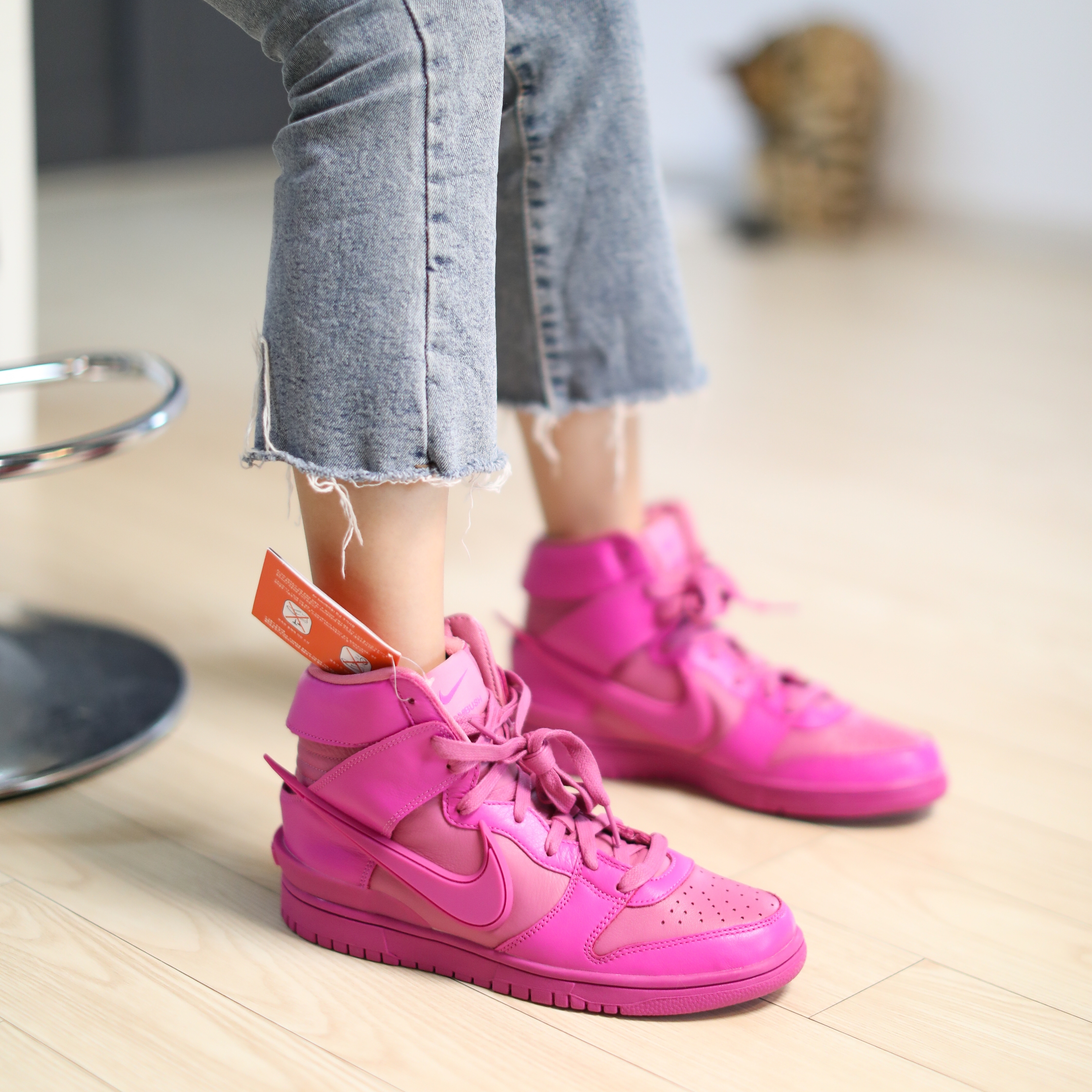 Nike x Ambush Dunk High Cosmic Fuchsia 착용 스타일 - 1