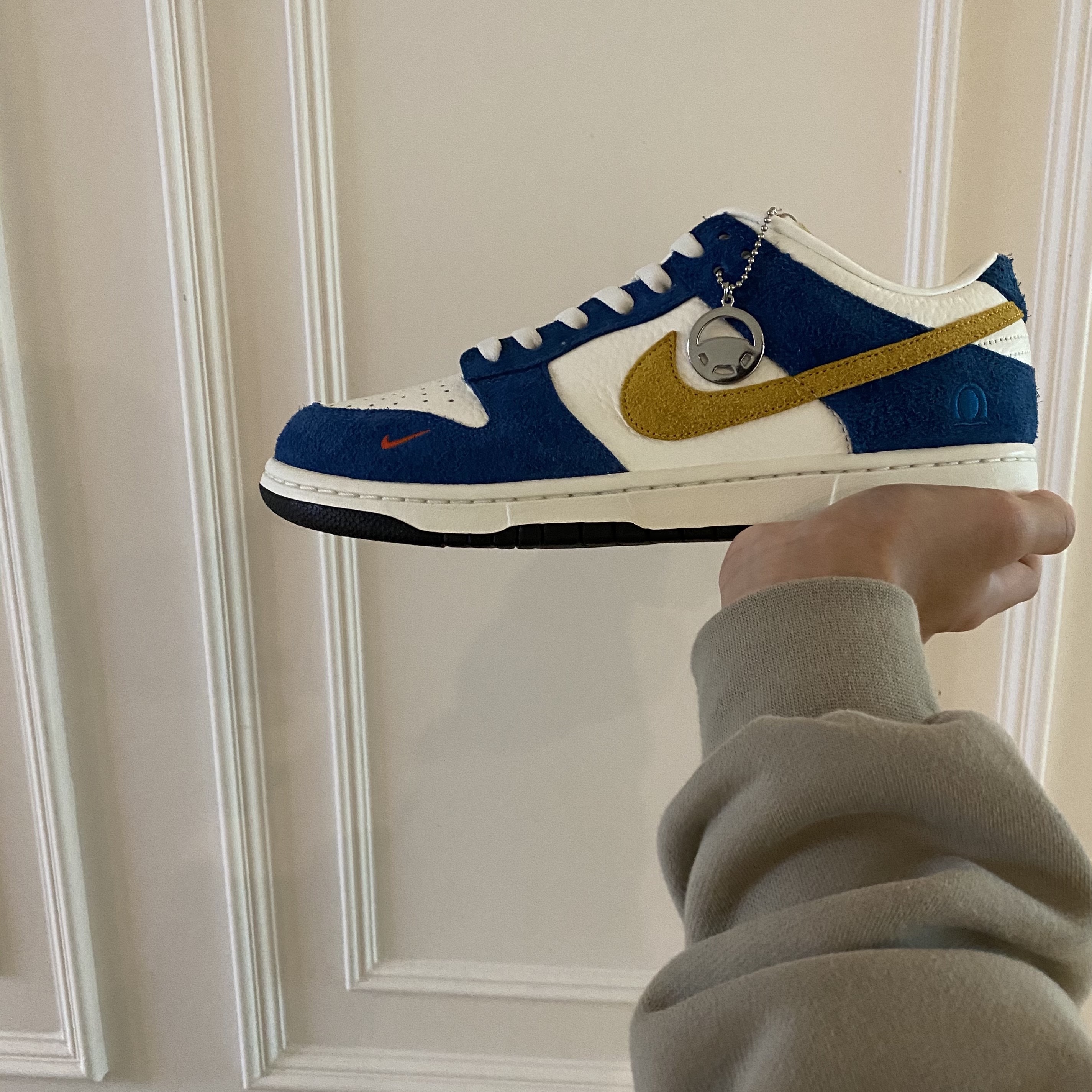 Nike x Kasina Dunk Low 80's Bus 착용 스타일