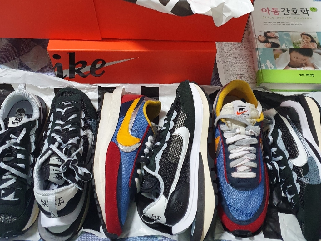 Nike x Sacai VaporWaffle Black White, Nike x Sacai LDWaffle Blue Multi 착용 스타일