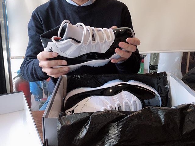 Jordan 11 Retro Concord 2018 착용 스타일