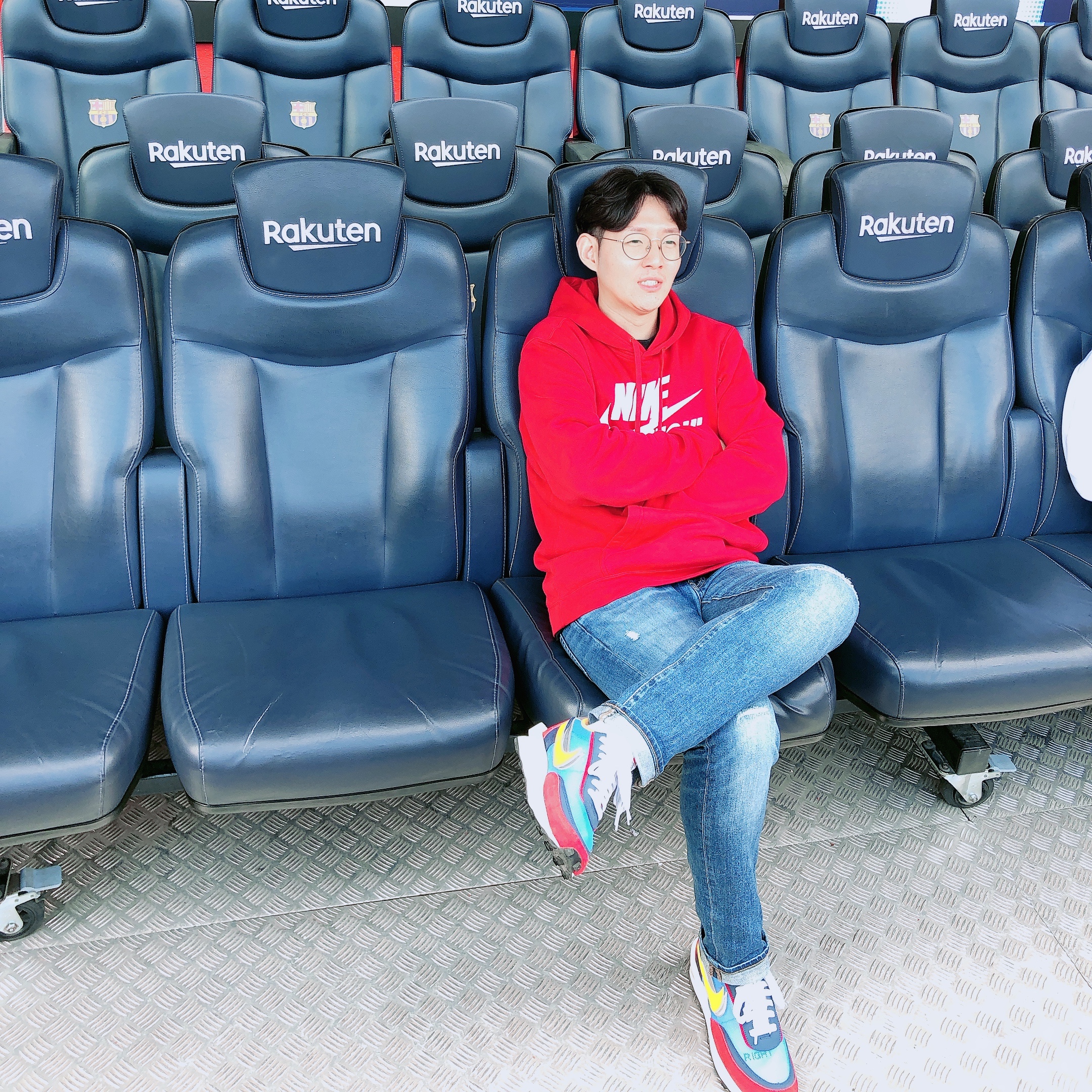 Nike x Sacai LDWaffle Blue Multi 착용 스타일
