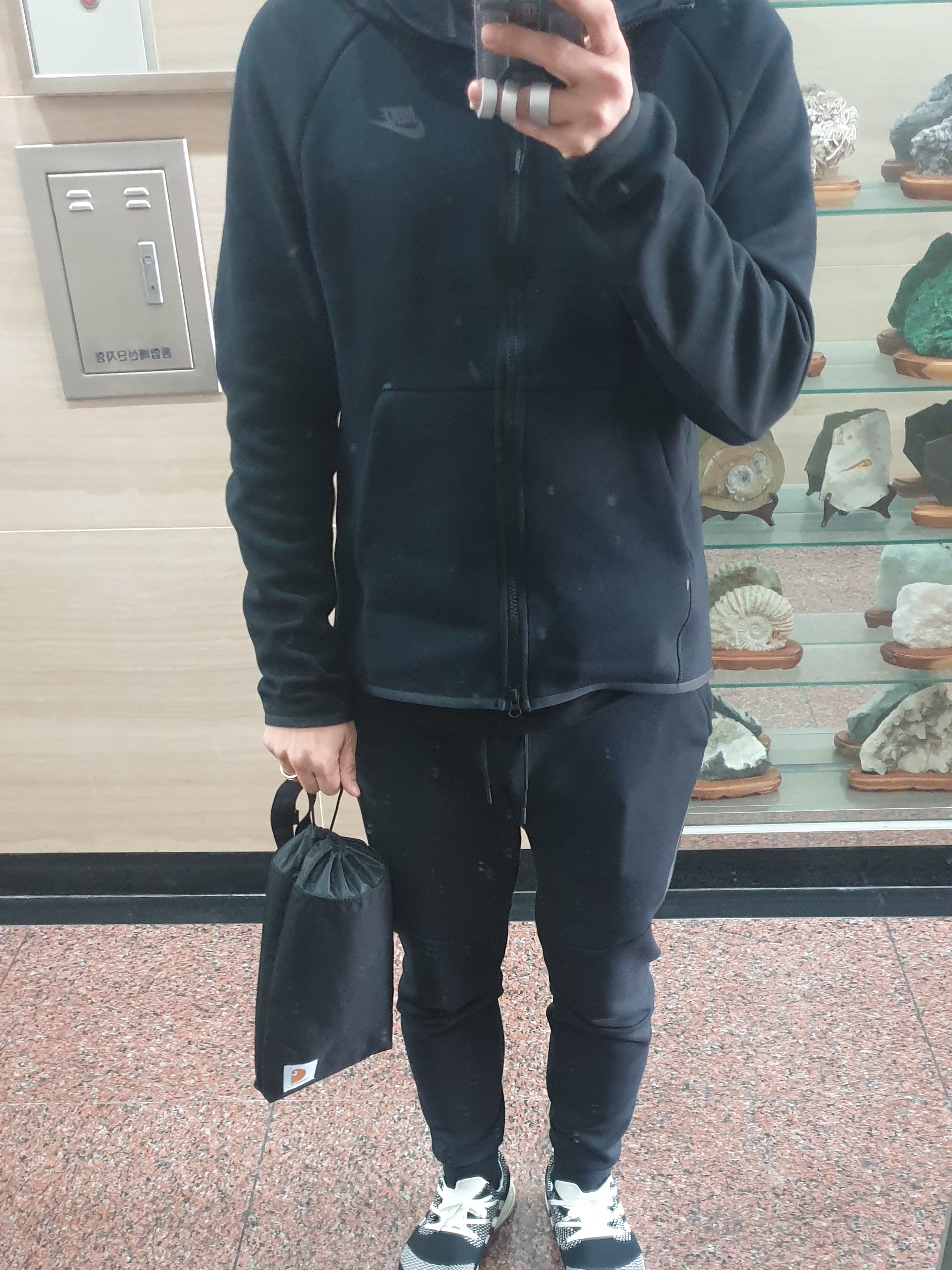 Y-3 Pureboost ZG Knit Core Black 착용 스타일