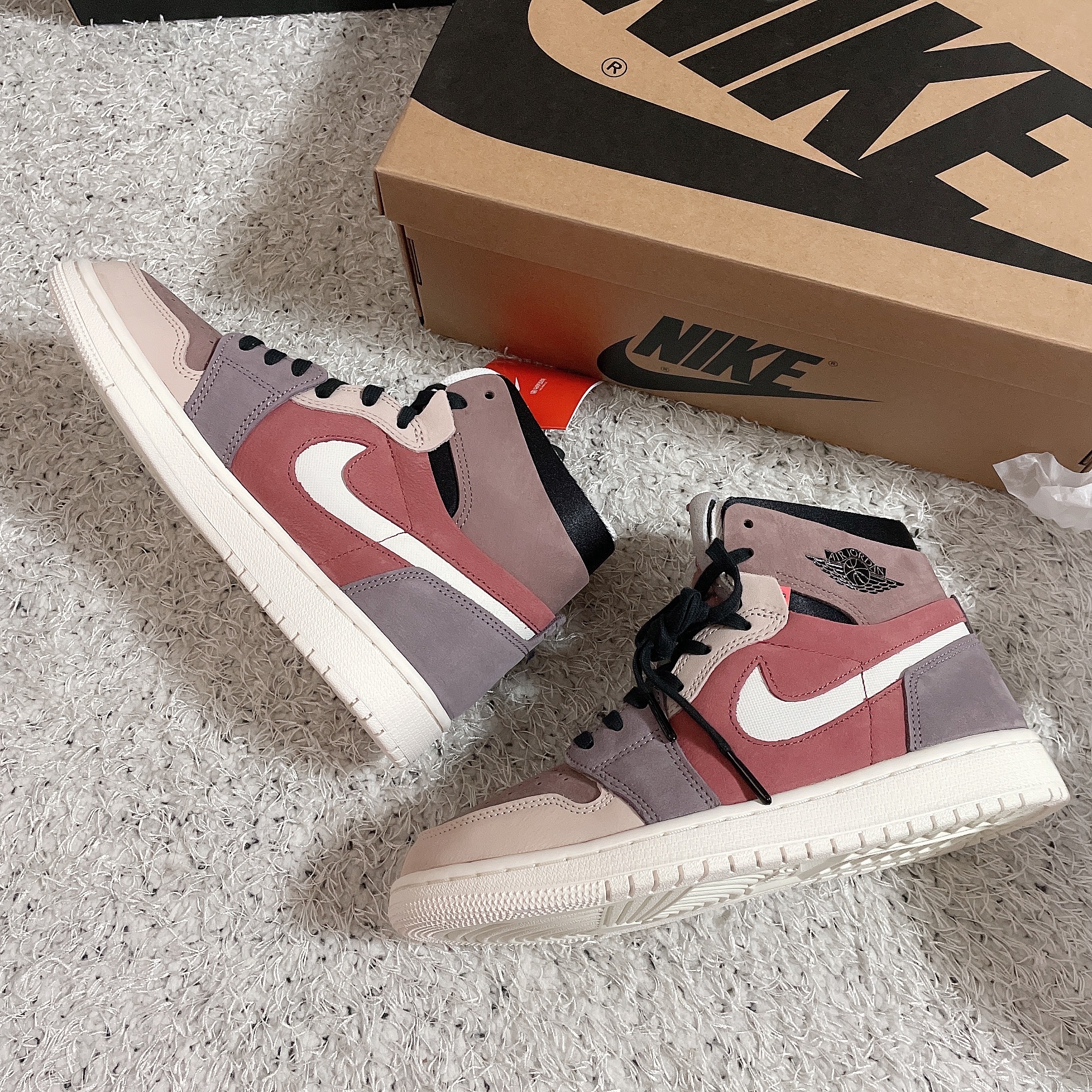 (W) Jordan 1 Zoom Air CMFT Rust 착용 스타일