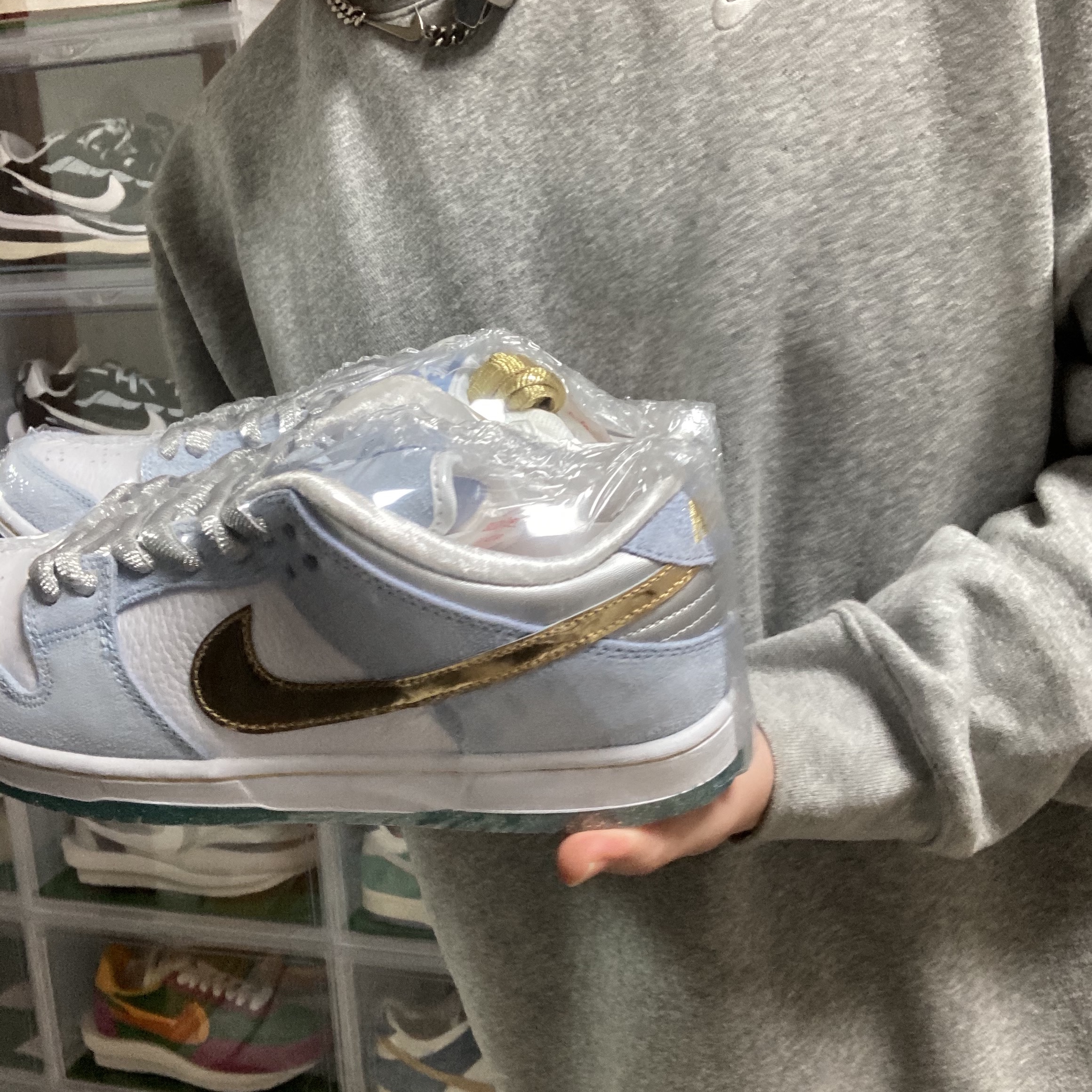 Nike x Sean Cliver SB Dunk Low Holiday Special 착용 스타일