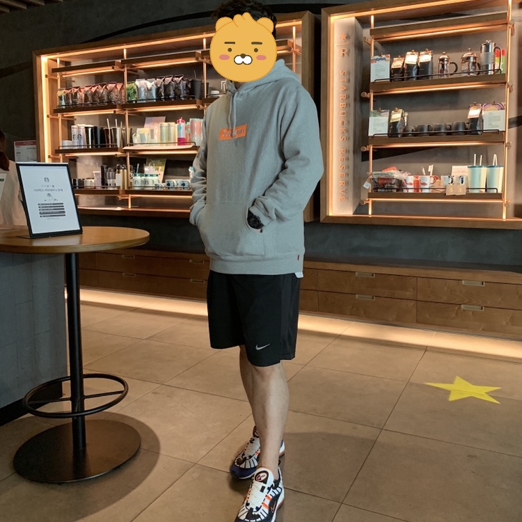Nike Air Max 98 New York 착용 스타일