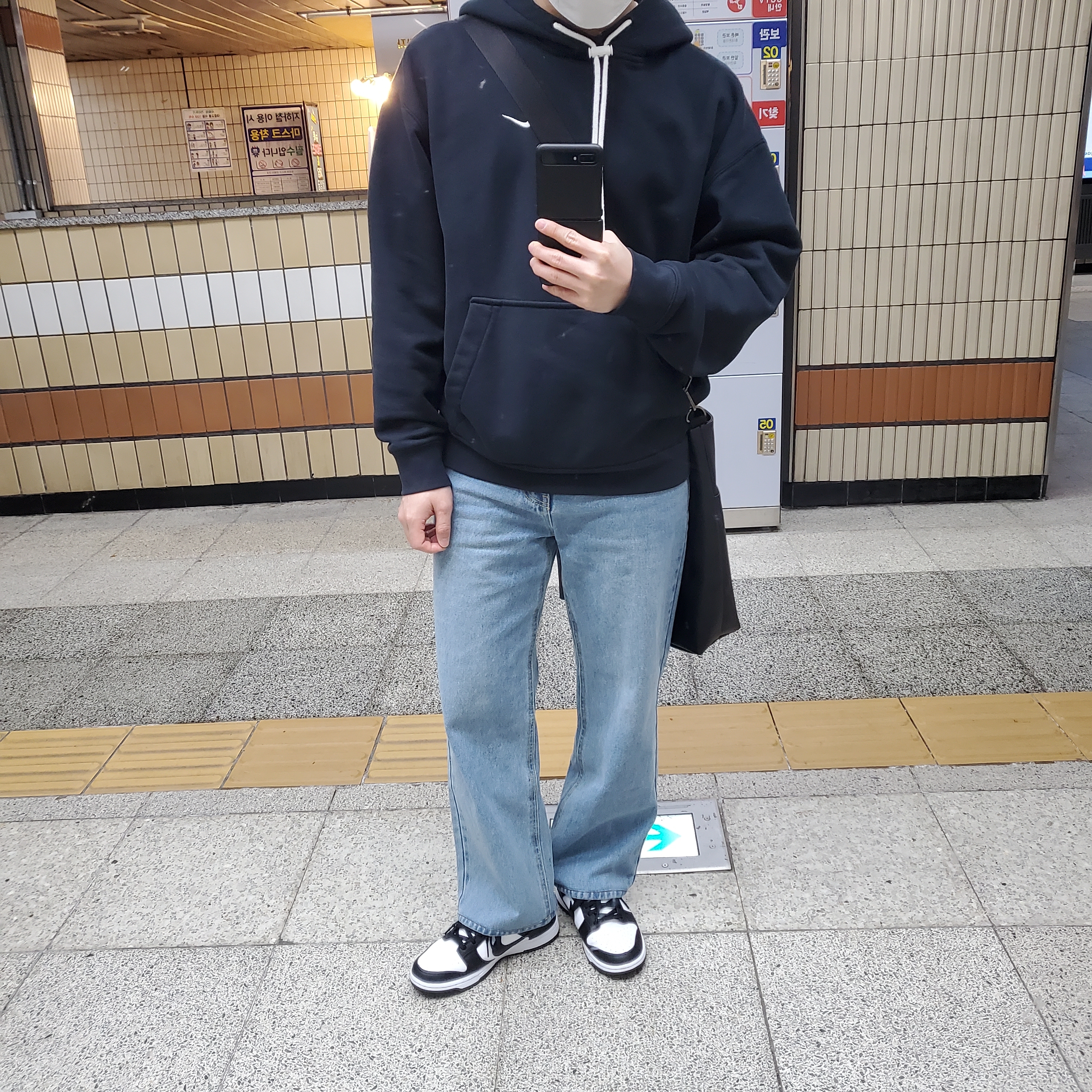Nike Dunk Low Retro Black 착용 스타일
