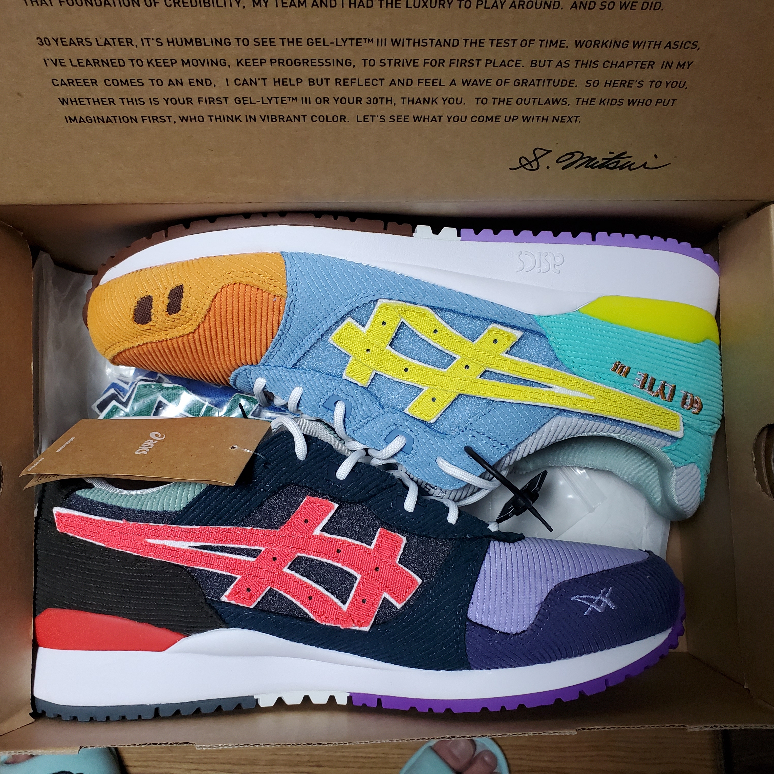 Asics x Atmos x Sean Wotherspoon Gel-Lyte III OG Corduroy 착용 스타일 - 3