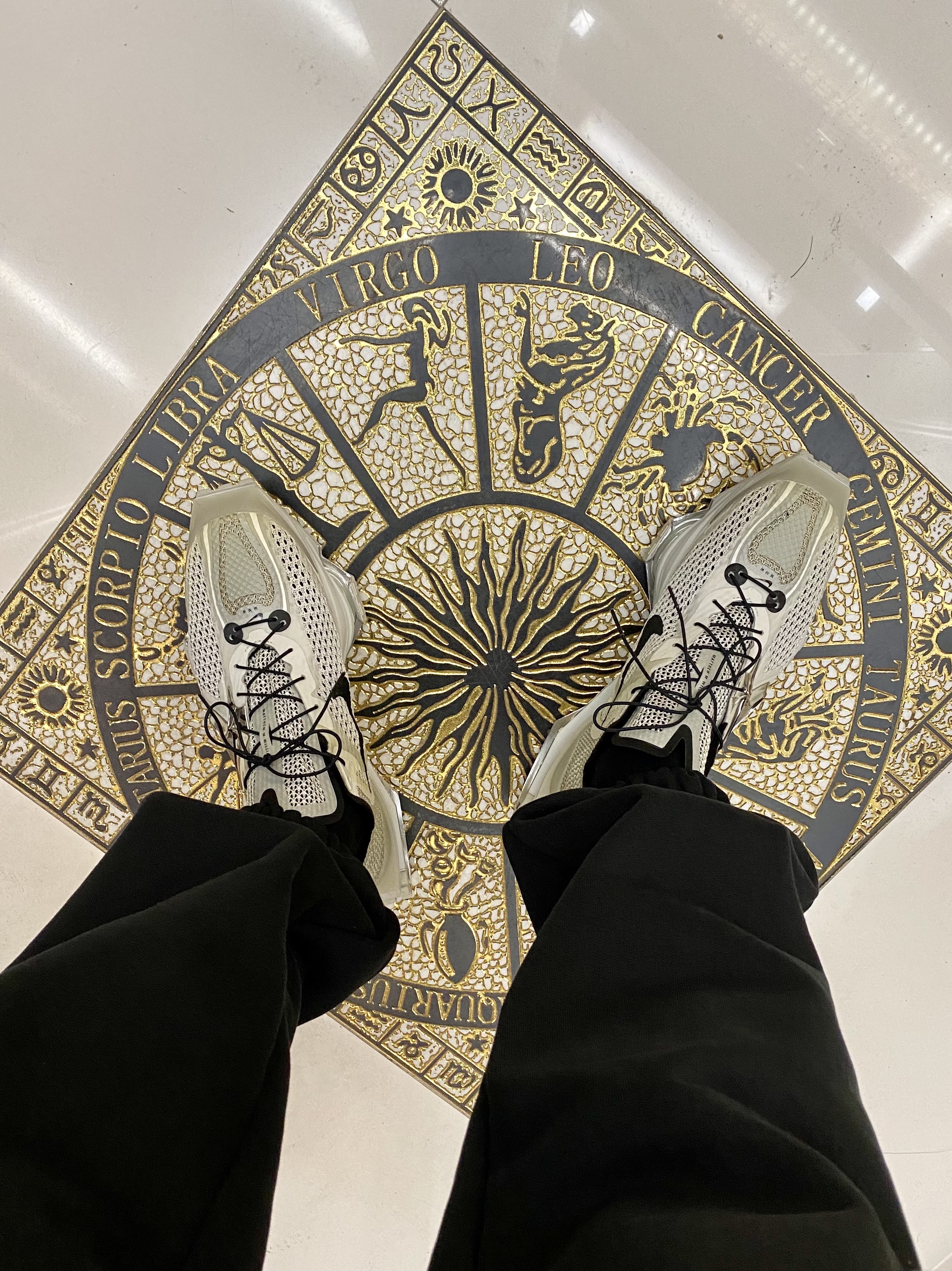 Nike x Matthew M Williams Zoom 004 Stone 착용 스타일 - 2