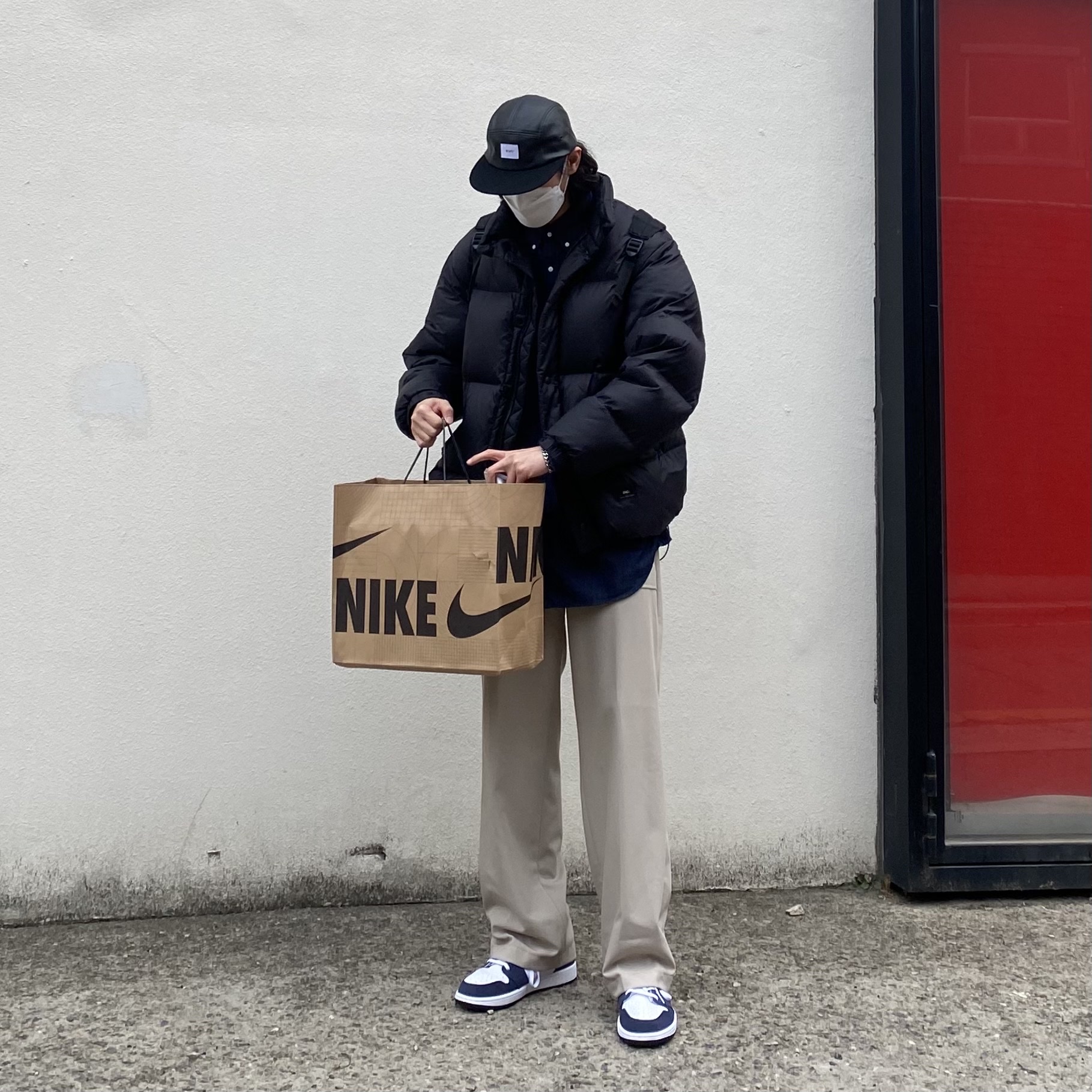 Jordan 1 Retro High OG CO.JP Midnight Navy 착용 스타일 - 1