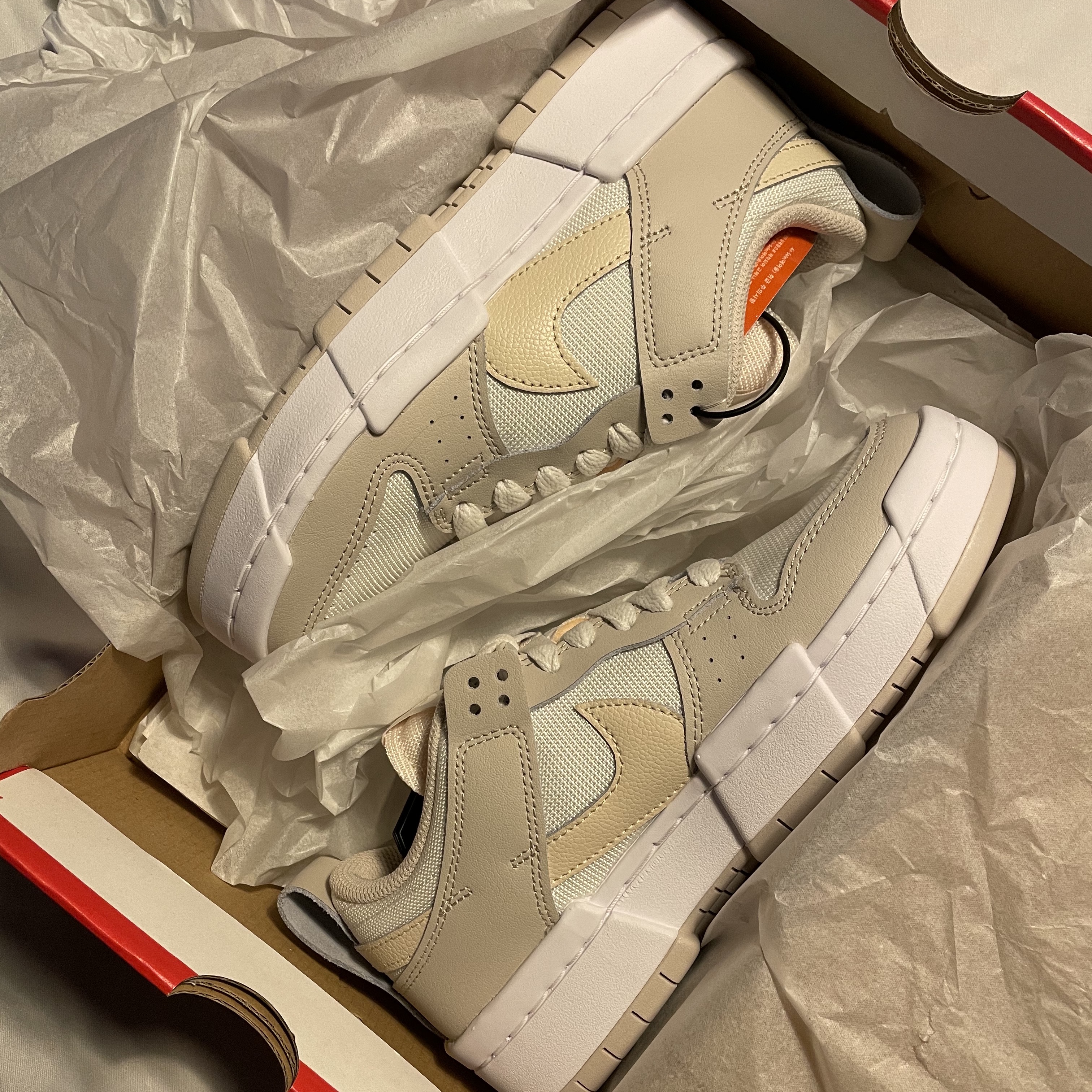 (W) Nike Dunk Low Disrupt Desert Sand 착용 스타일