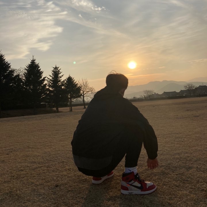 Jordan 1 x Off-White Retro High Chicago The Ten 착용 스타일