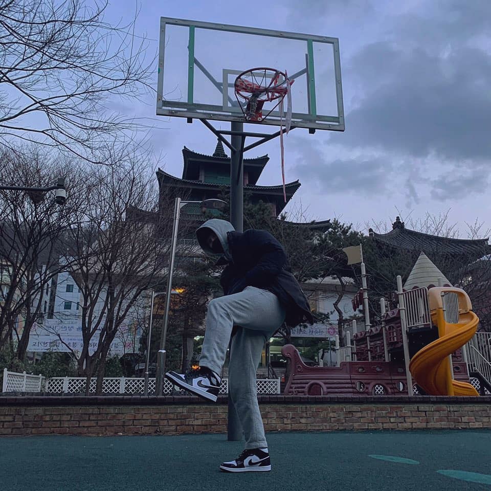Jordan 1 Mid SE ASW Black 착용 스타일
