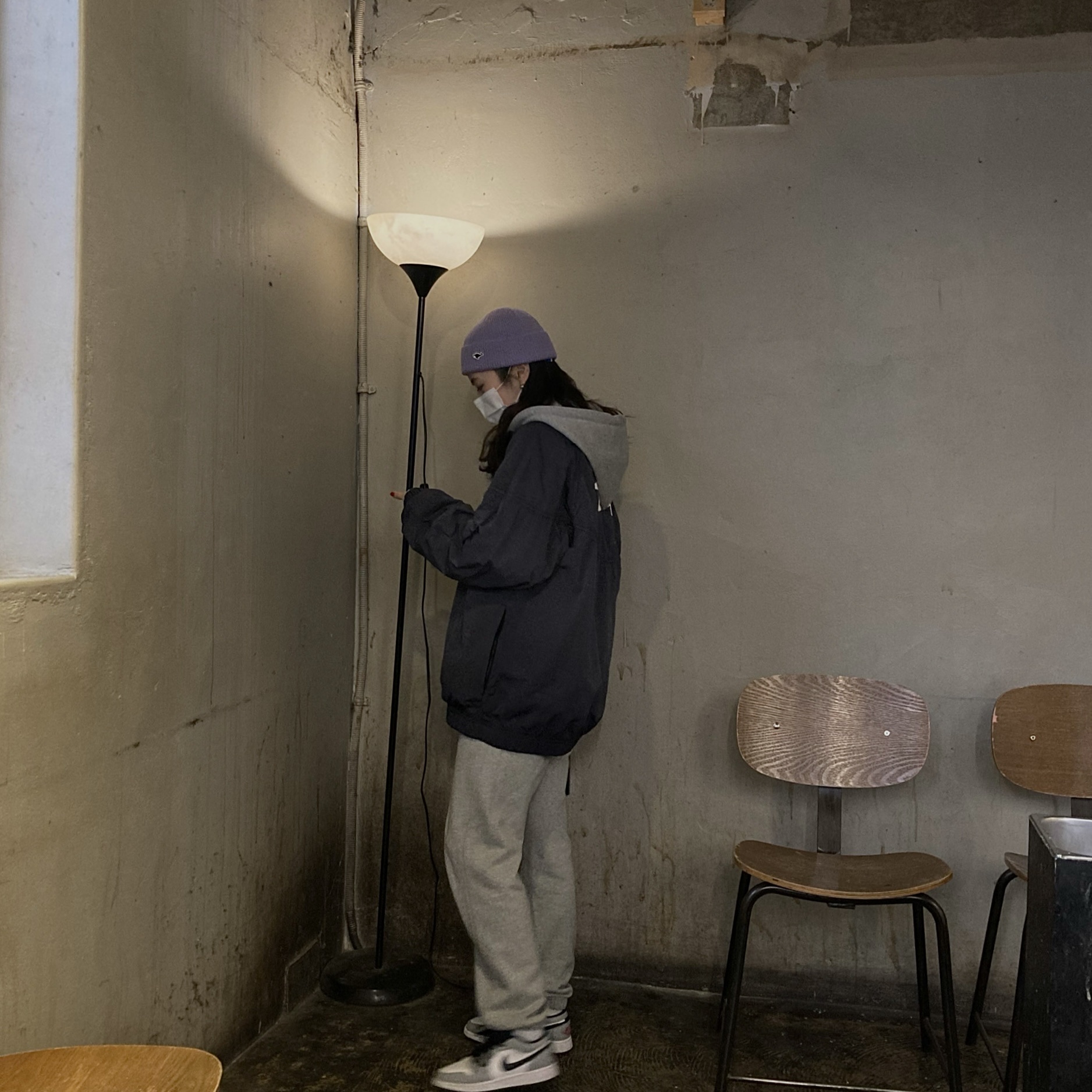 (GS) Jordan 1 Low Light Smoke Grey, Nike x Stussy Windrunner Jacket Off Noir 착용 스타일