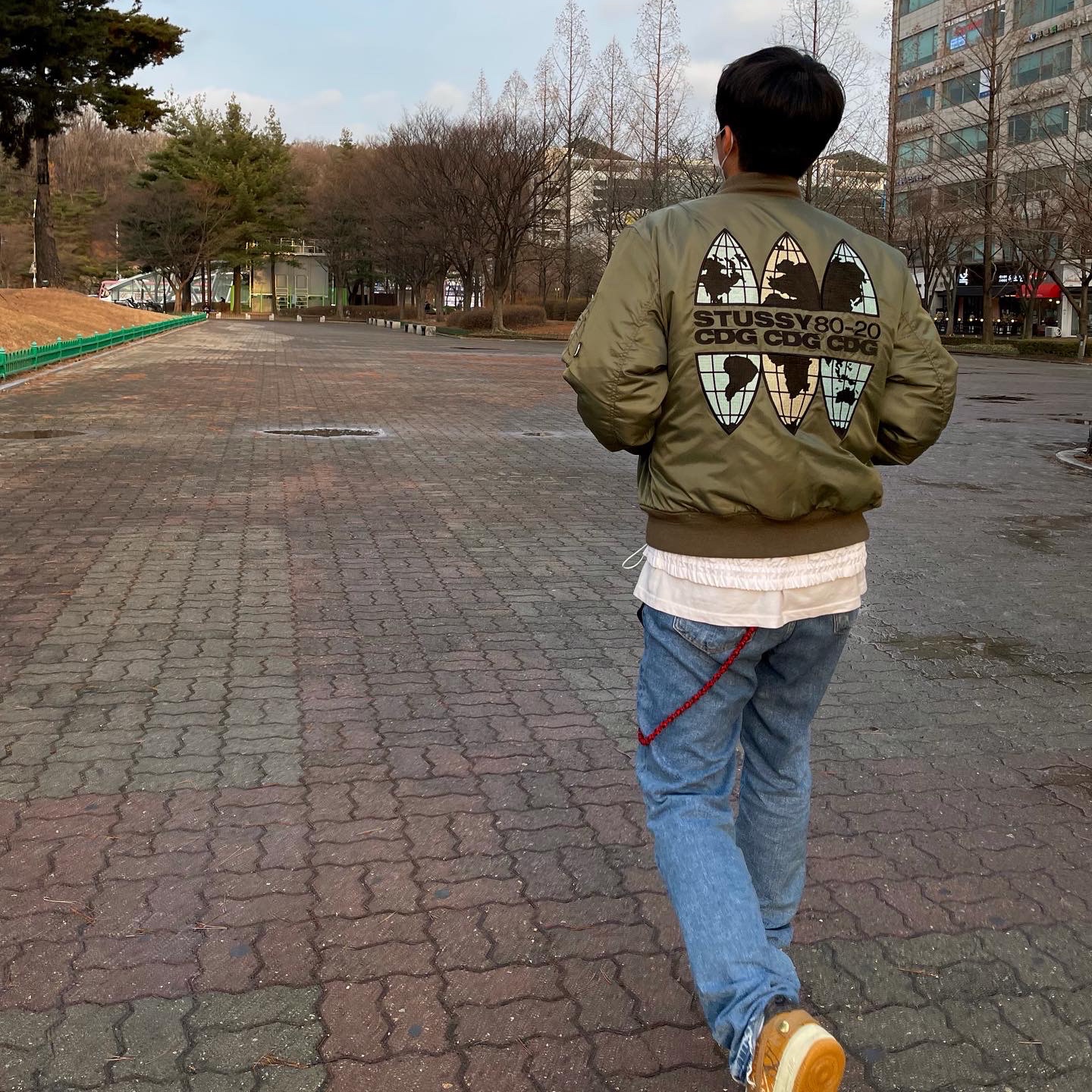 Stussy x CDG MA-1 Jacket Olive, Nike x Travis Scott Air Force 1 Low Cactus Jack 착용 스타일 - 1