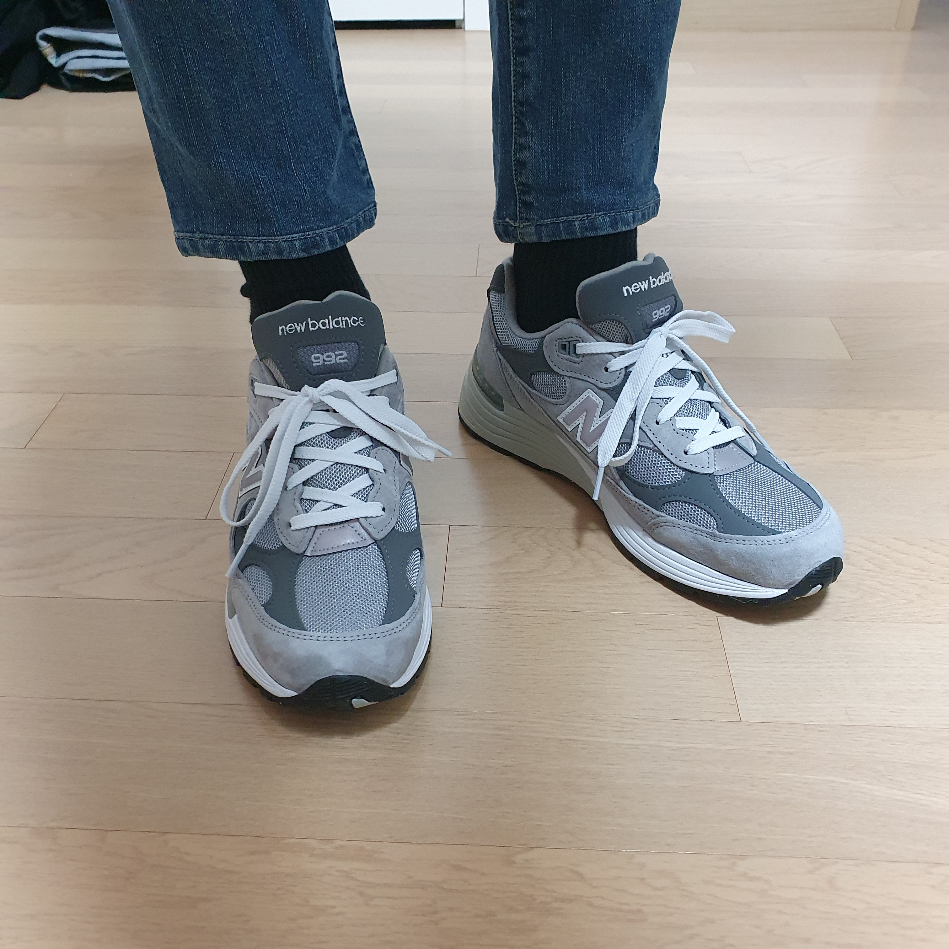 New Balance 992 Made in USA Grey - D Standard 착용 스타일