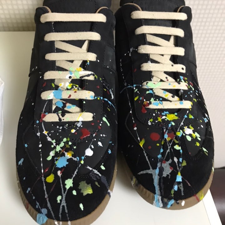 Maison Margiela Replica Paint Drop Sneakers Black, Nike Big Swoosh Full Zip Jacket White Navy 착용 스타일 - 2