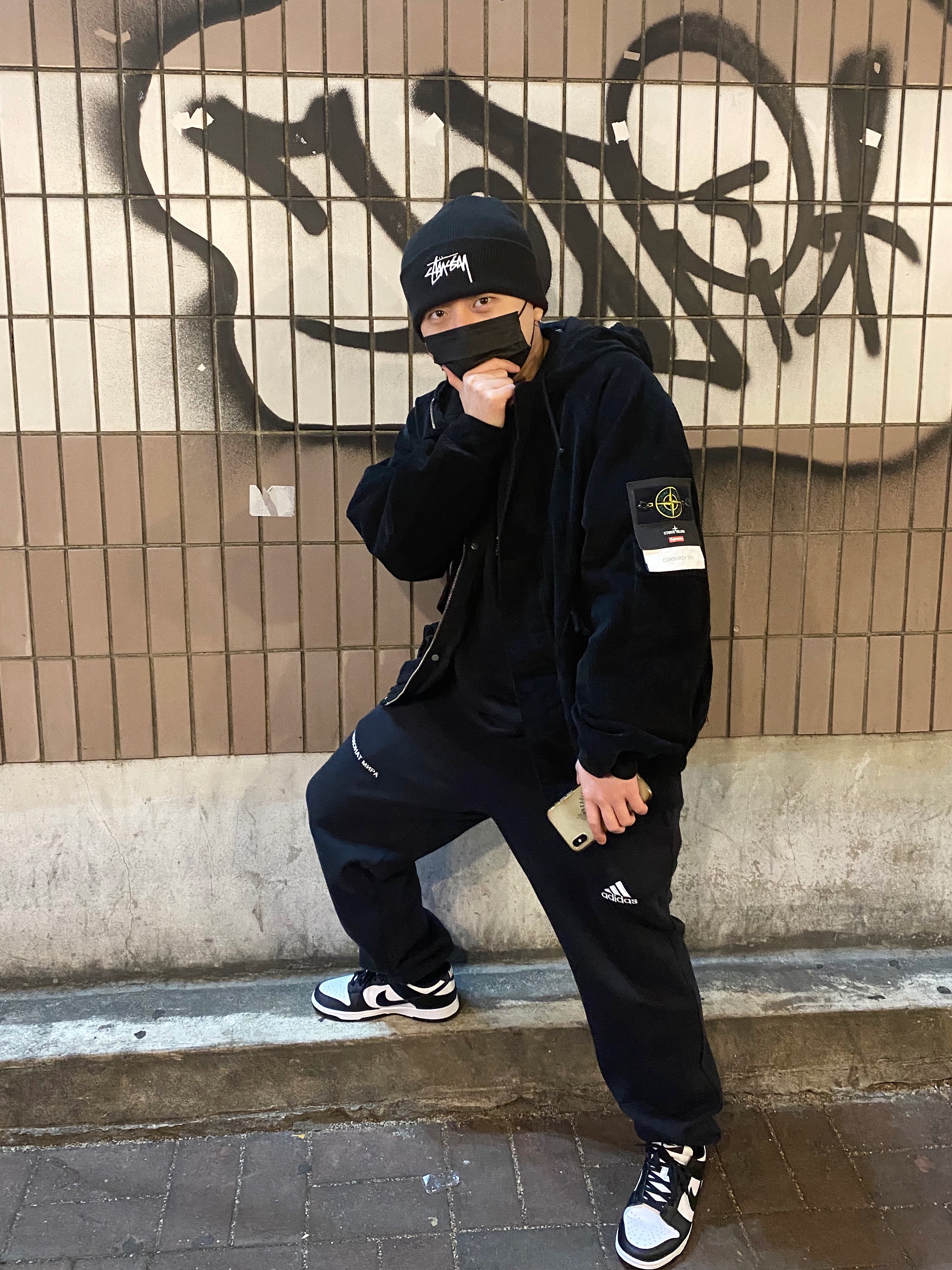 Nike Dunk Low Retro Black, Supreme x Stone Island Corduroy Jacket Black - 20FW 착용 스타일