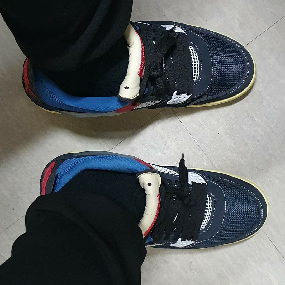 Jordan 4 x Union Retro Off Noir 착용 스타일 - 1