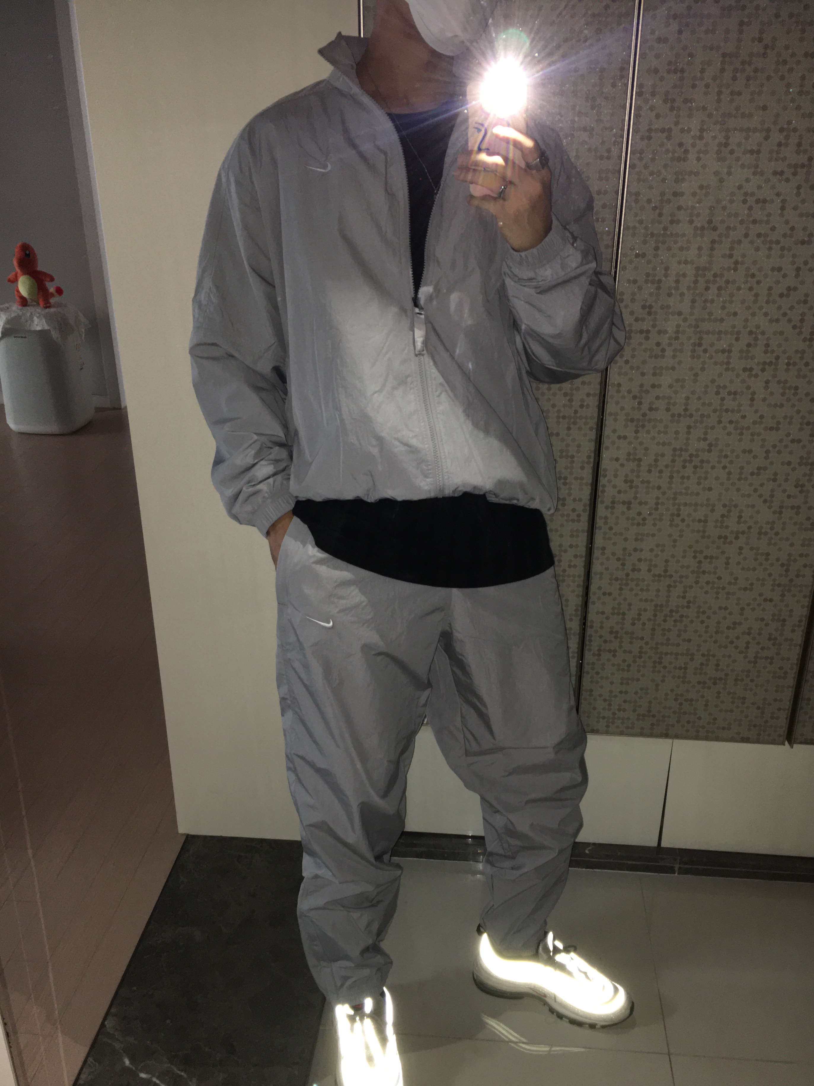 Nike M NRG Track Jacket Grey, Nike M NRG Track Pants Grey 착용 스타일