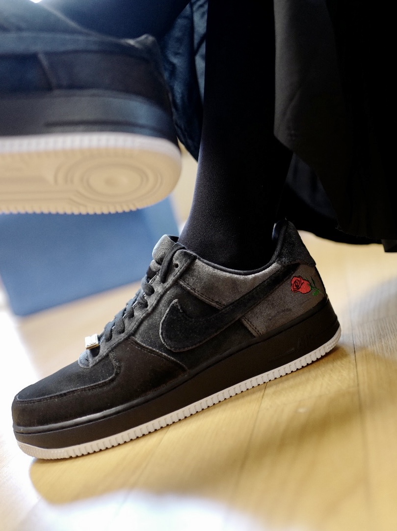 Nike Air Force 1 Low Rose Velvet 착용 스타일 - 4