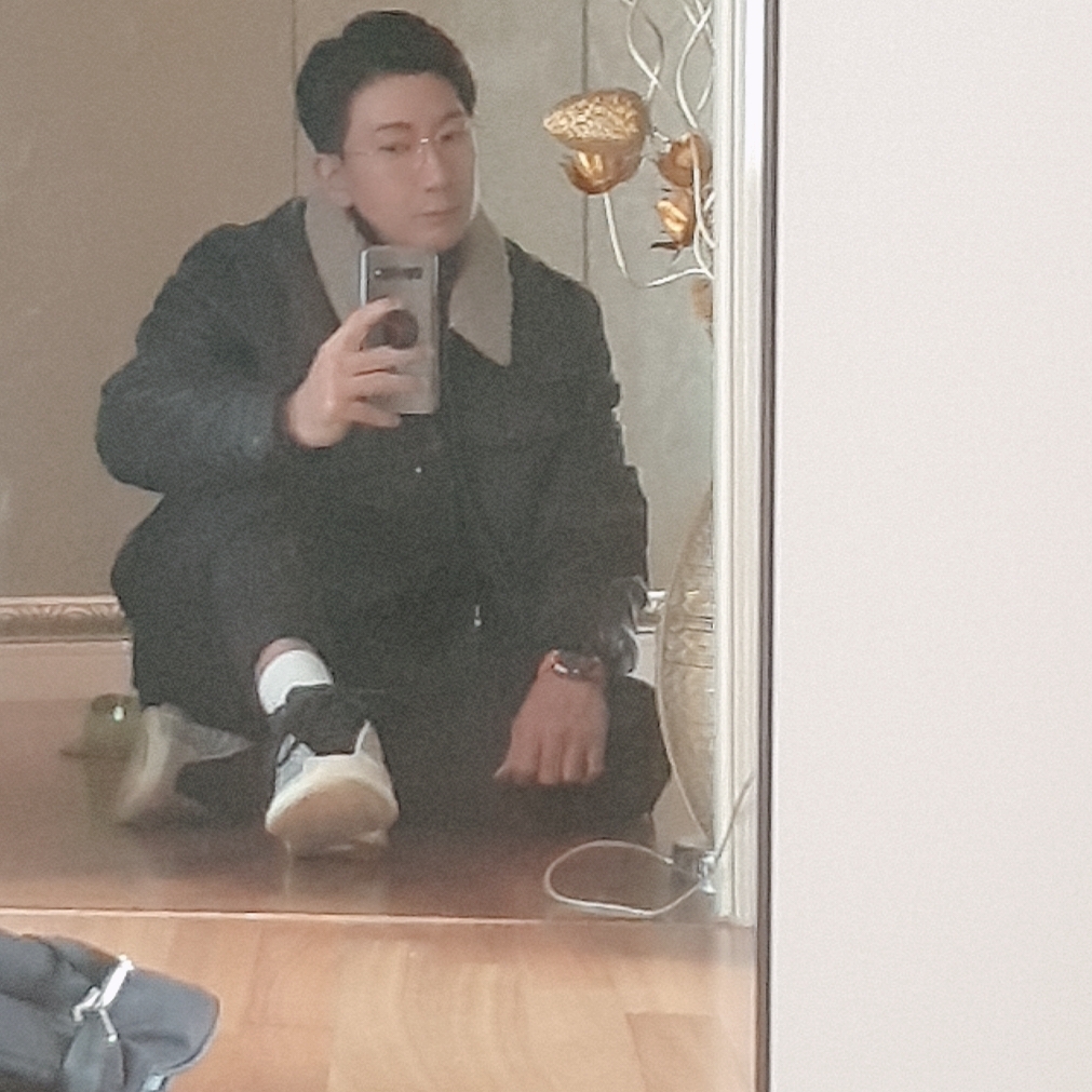 Adidas Yeezy QNTM Lifestyle 착용 스타일 - 2
