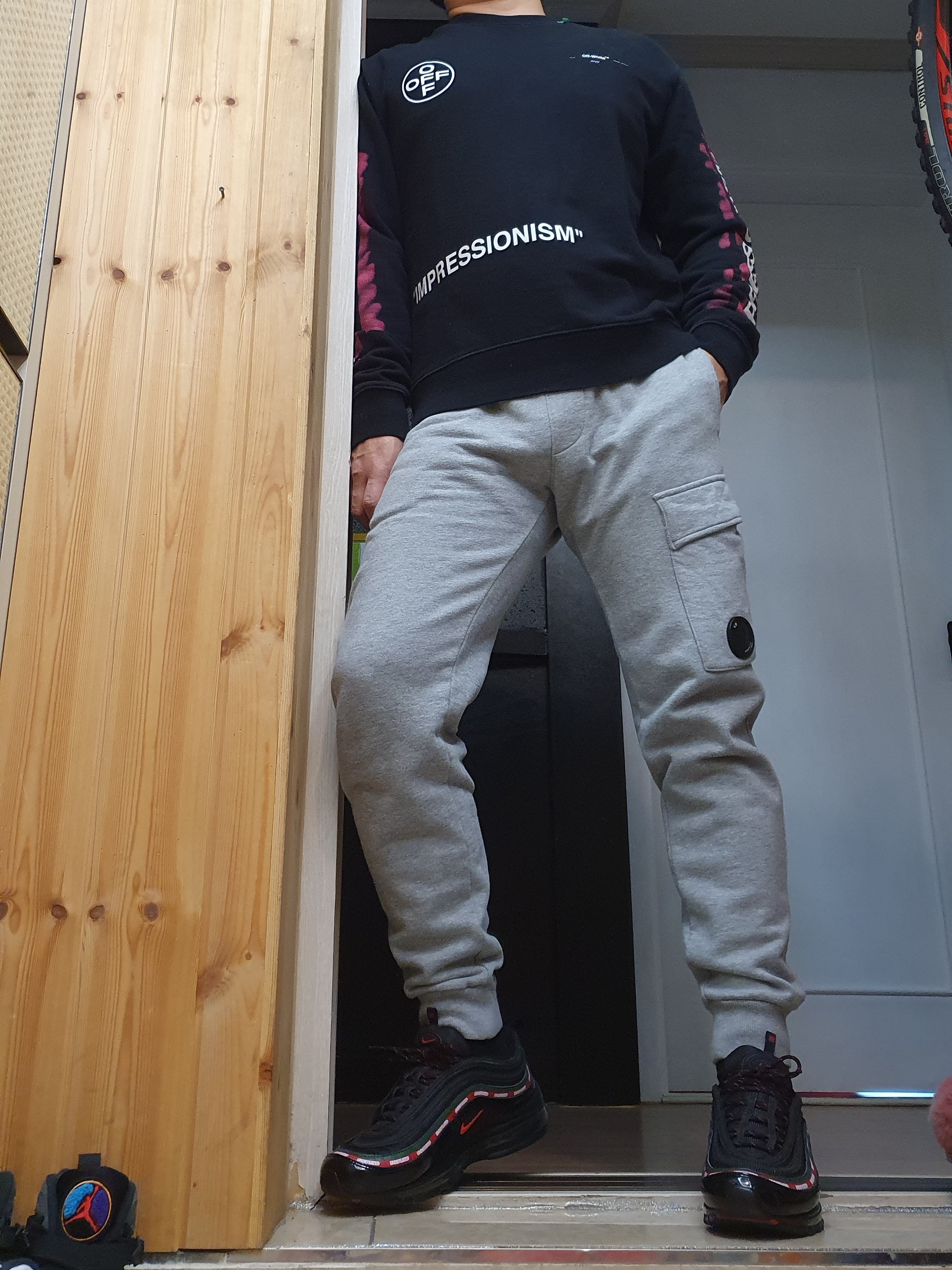 Nike x Undefeated Air Max 97 Black 착용 스타일