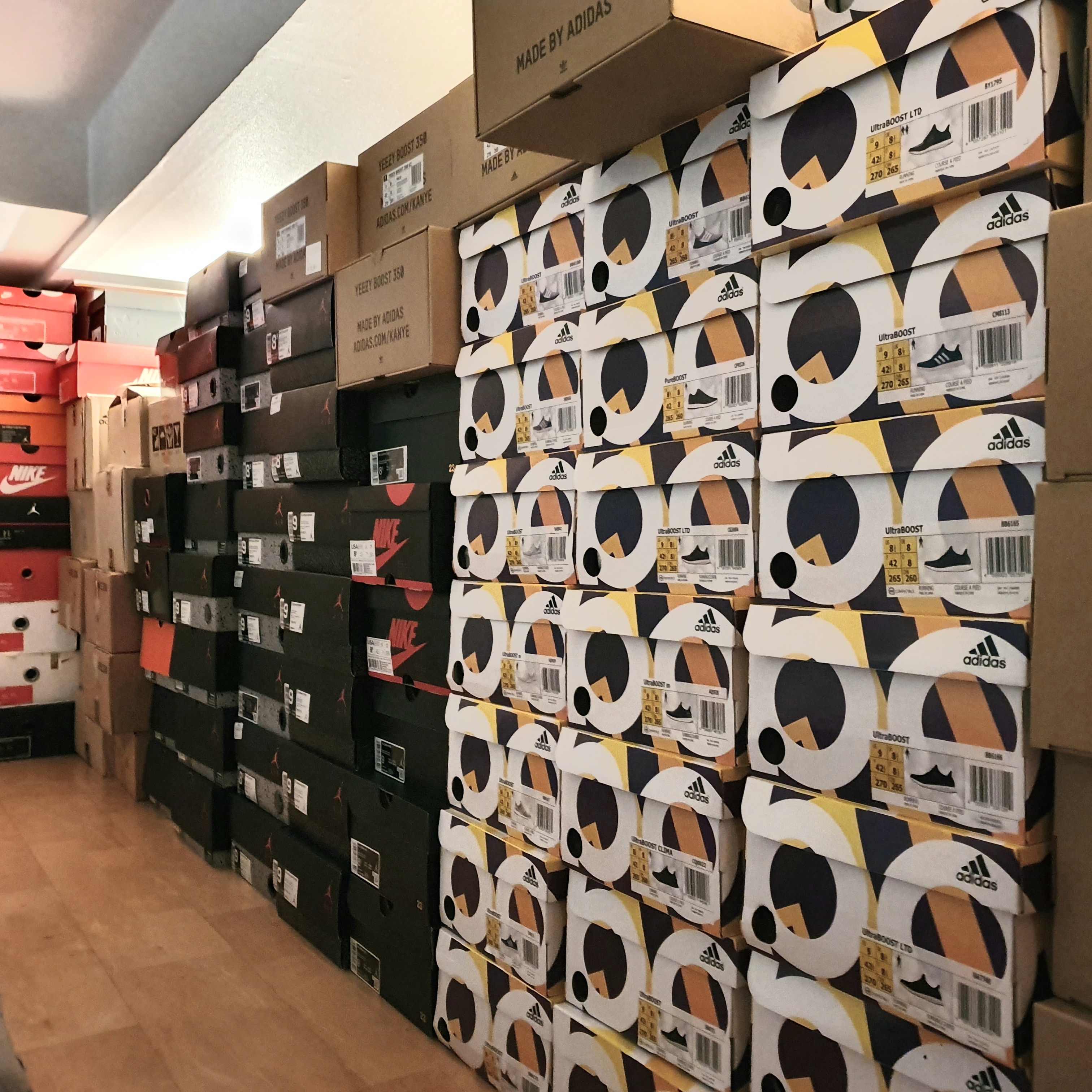 Jordan 1 Retro High OG Black Mocha, Jordan 1 Retro High OG Court Purple 2020 착용 스타일