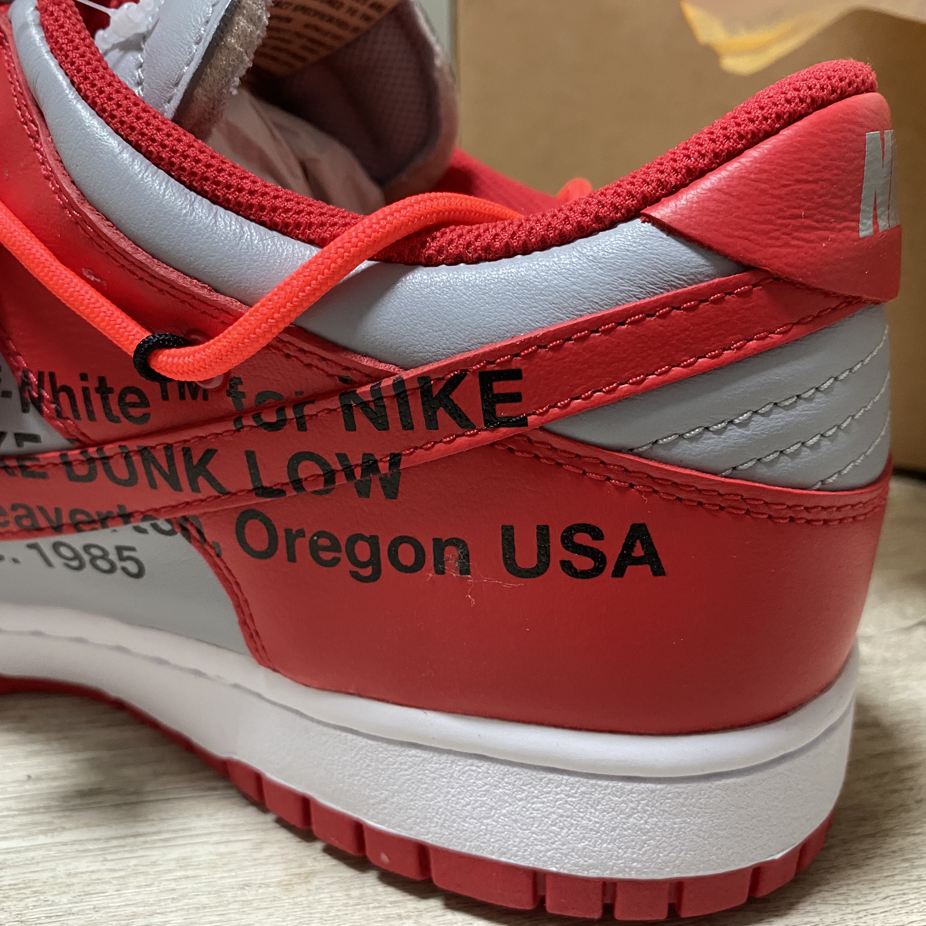 Nike x Off-White Dunk Low University Red 착용 스타일 - 1