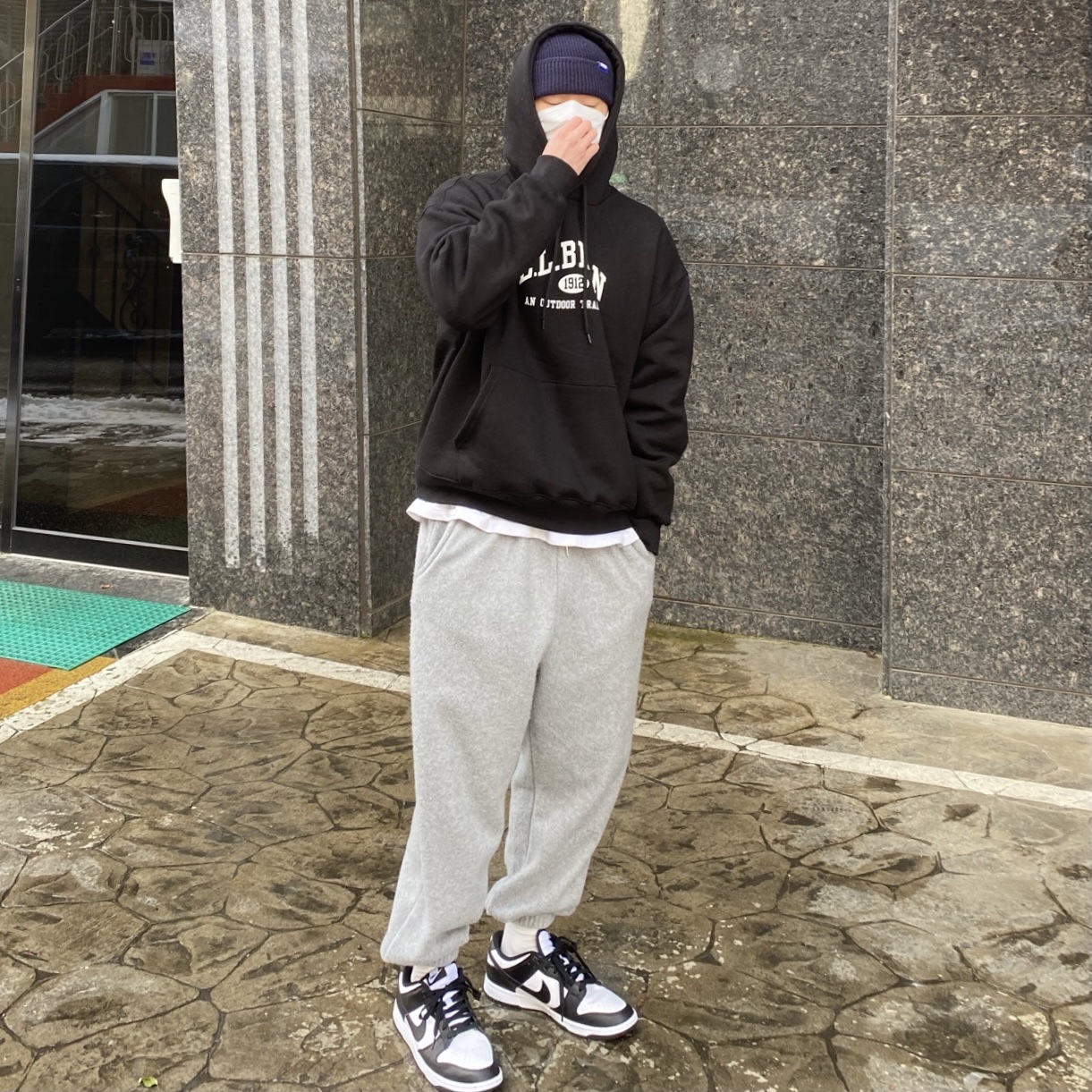 Nike Dunk Low Retro Black 착용 스타일