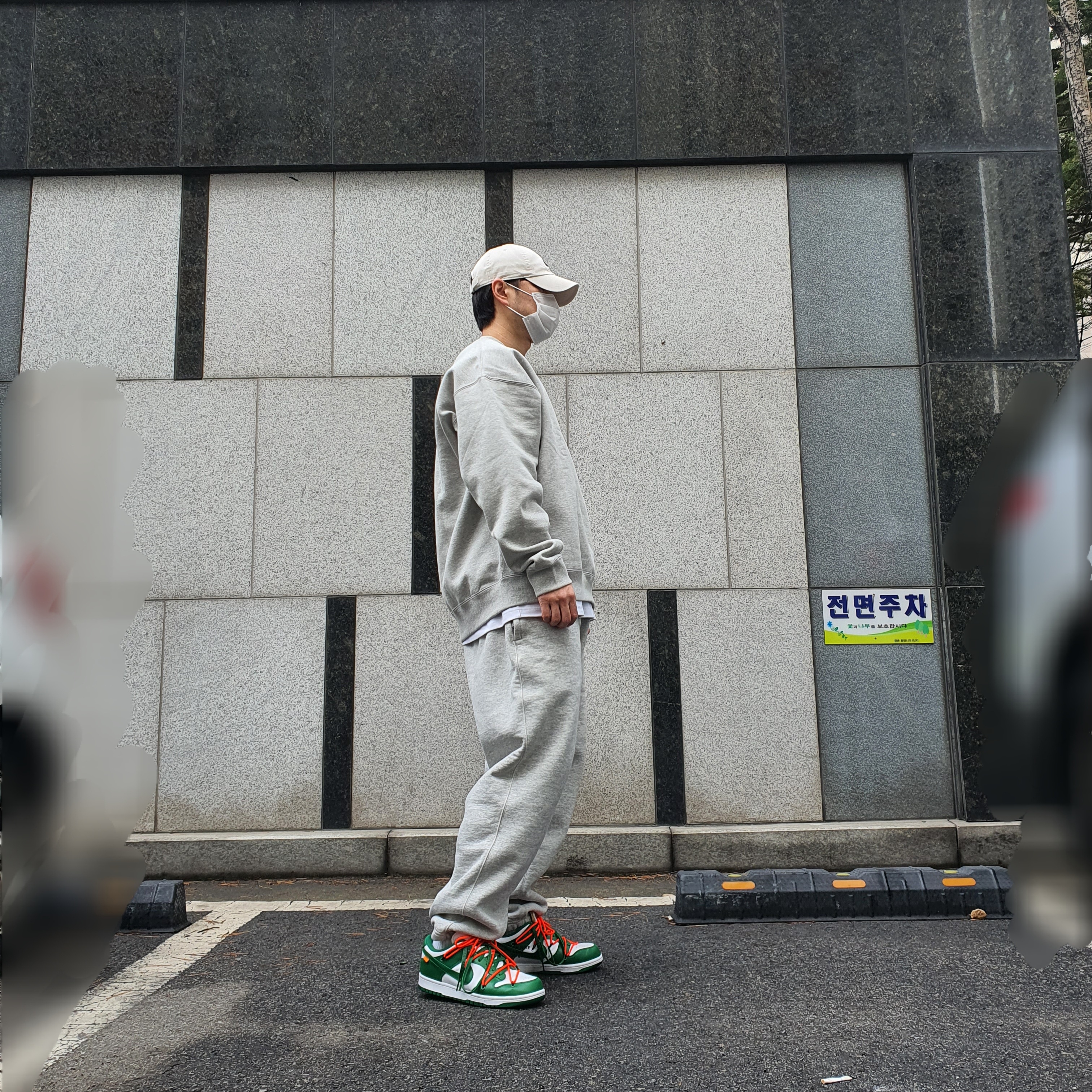 Nike x Off-White Dunk Low Pine Green 착용 스타일