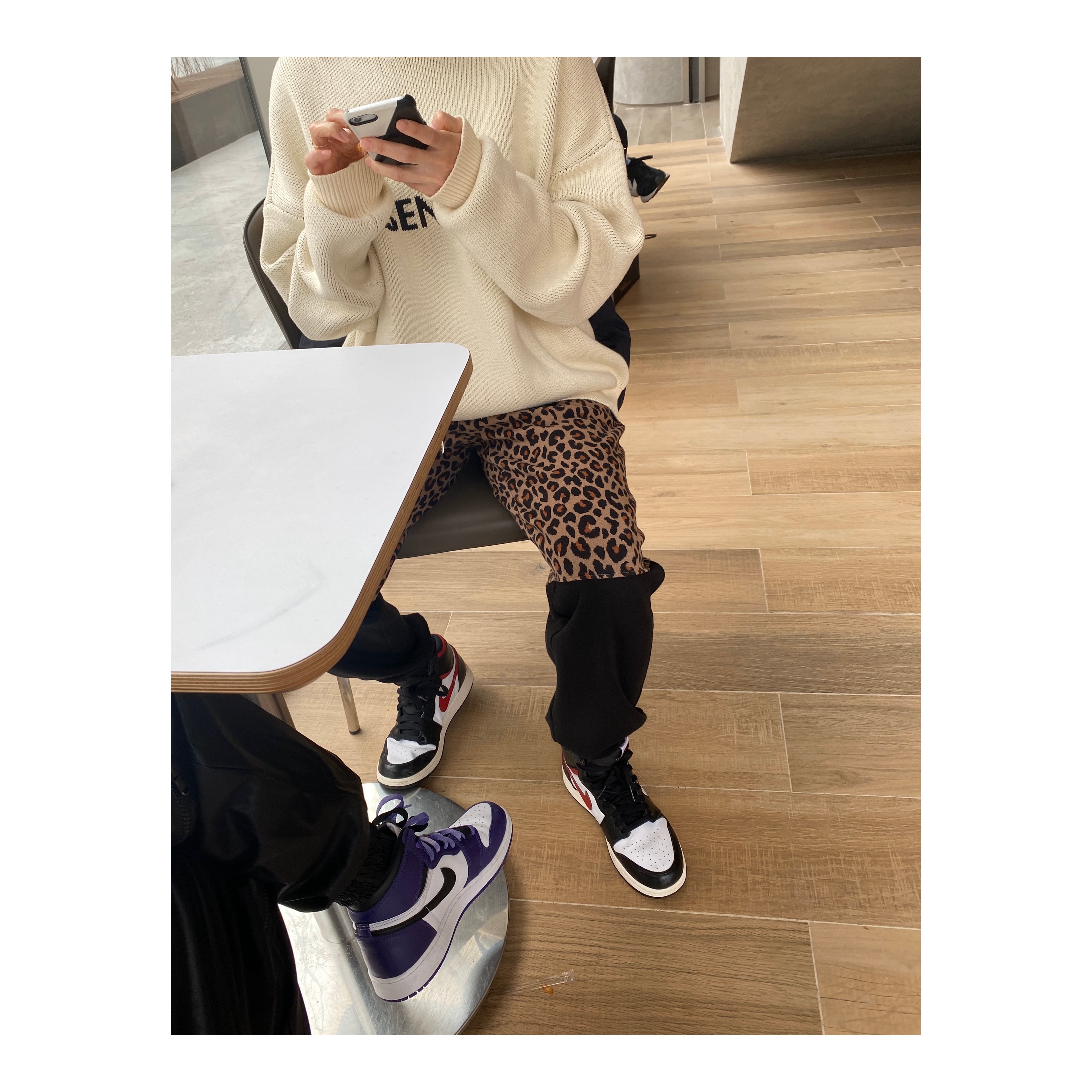 (GS) Jordan 1 Retro High OG Court Purple 2020, (GS) Jordan 1 Retro High OG Gym Red 착용 스타일