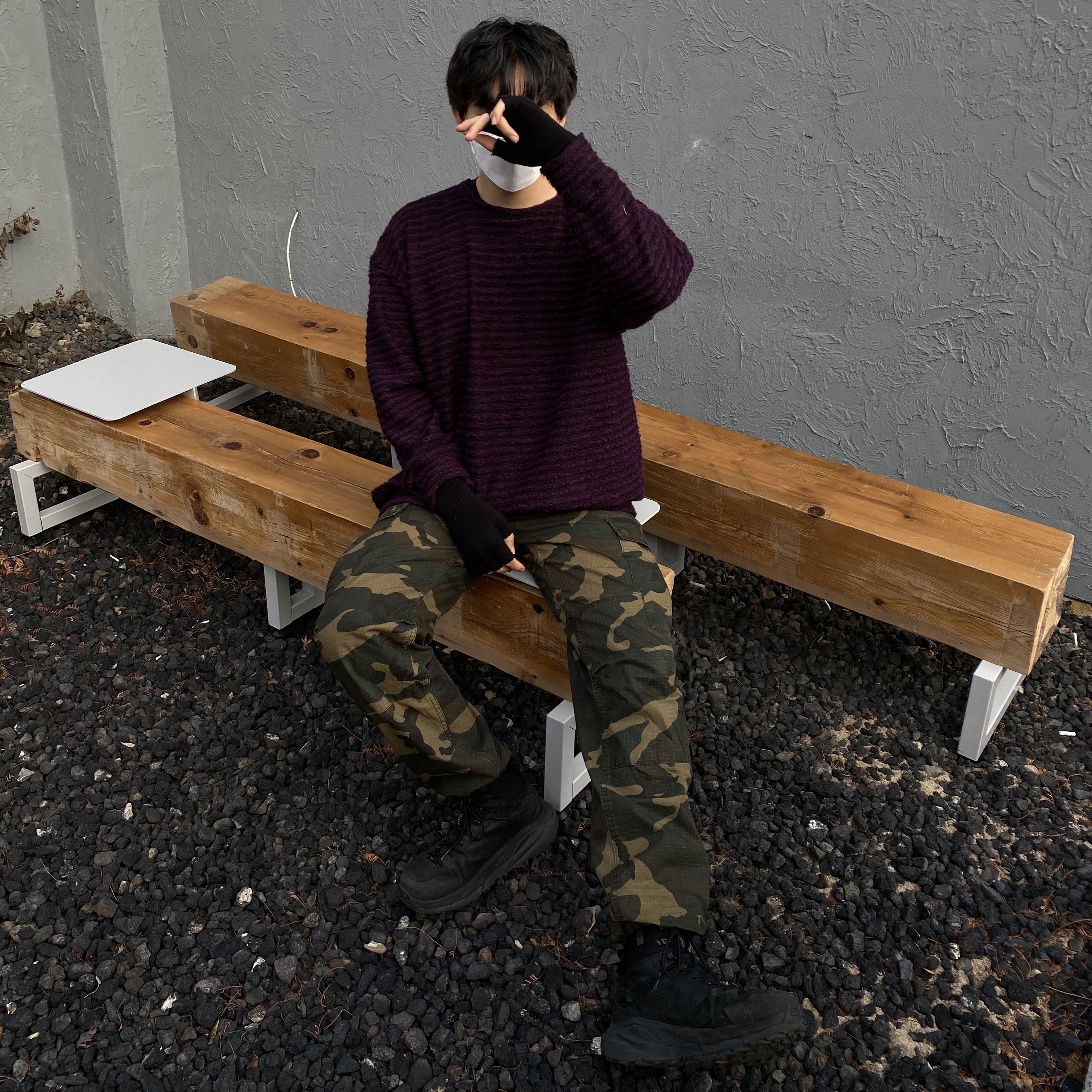 Hoka Kaha Gore-Tex Black Phantom 착용 스타일