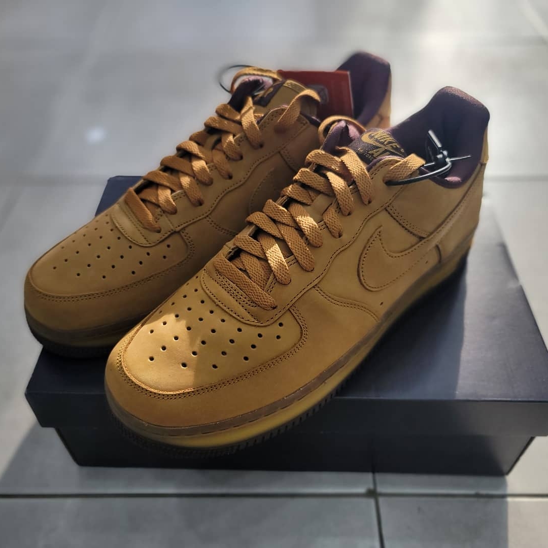 Nike Air Force 1 Low Retro SP Wheat Mocha 착용 스타일 - 1