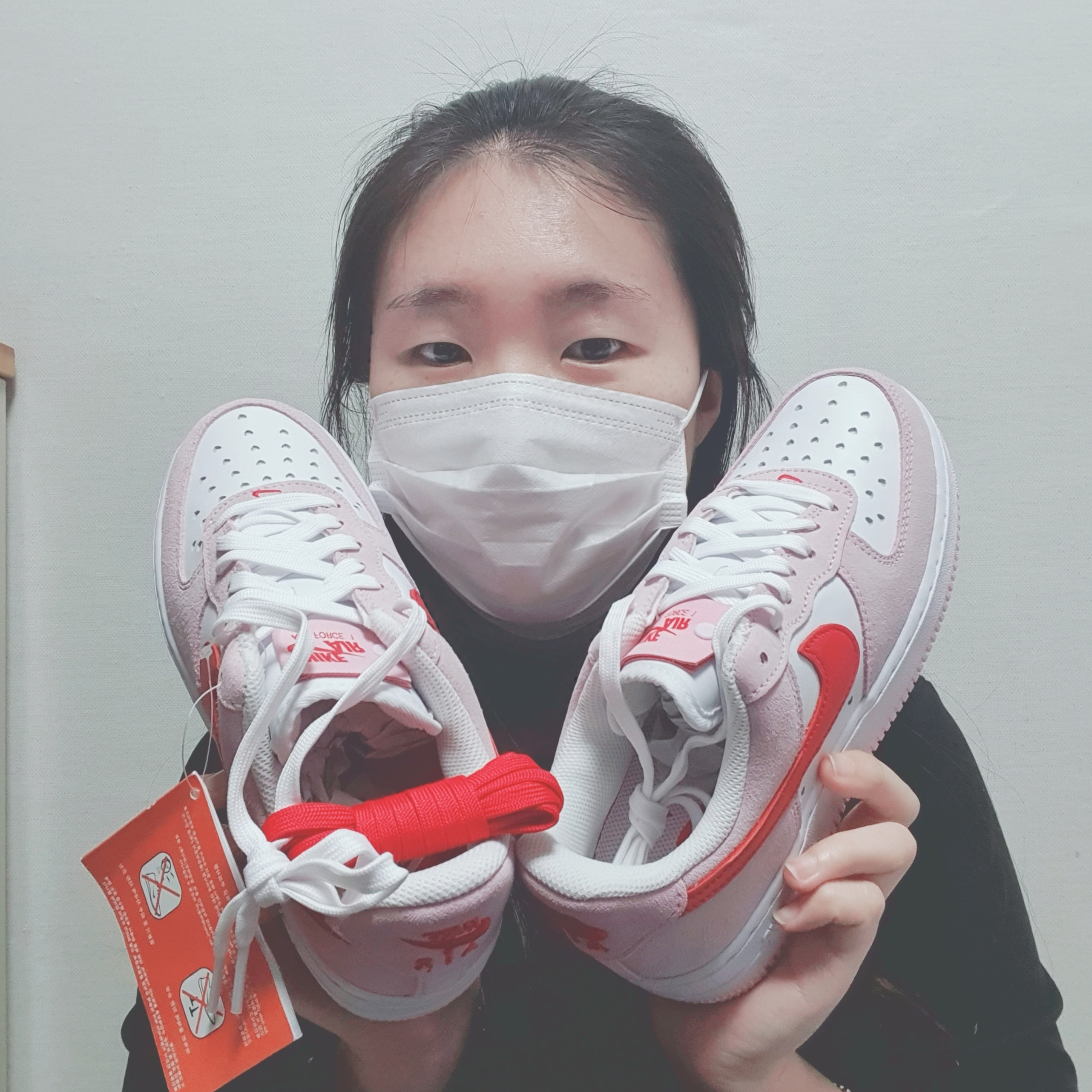 Nike Air Force 1 '07 QS Valentine's Day 착용 스타일