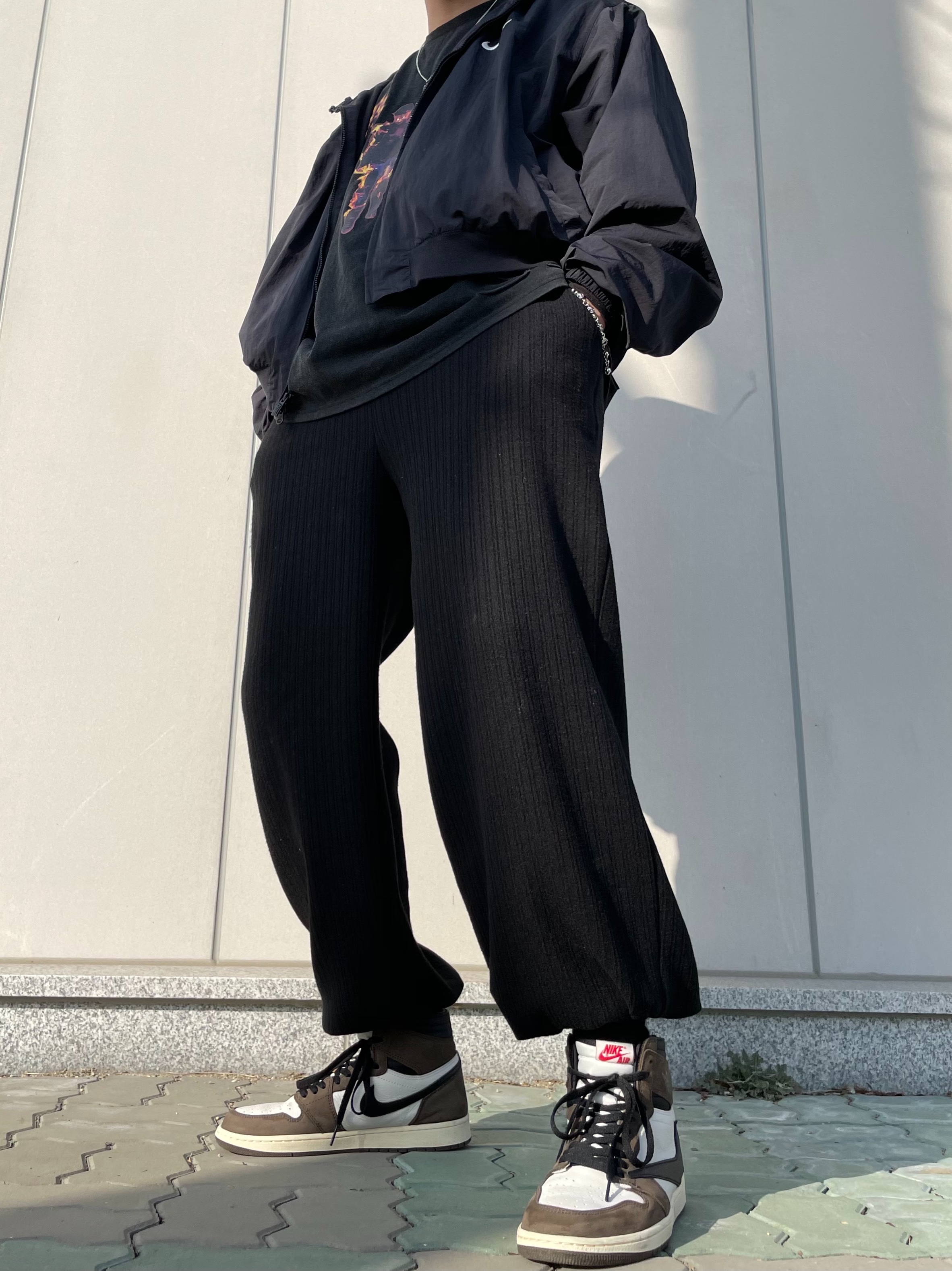 Jordan 1 x Travis Scott Retro High OG SP Mocha 착용 스타일