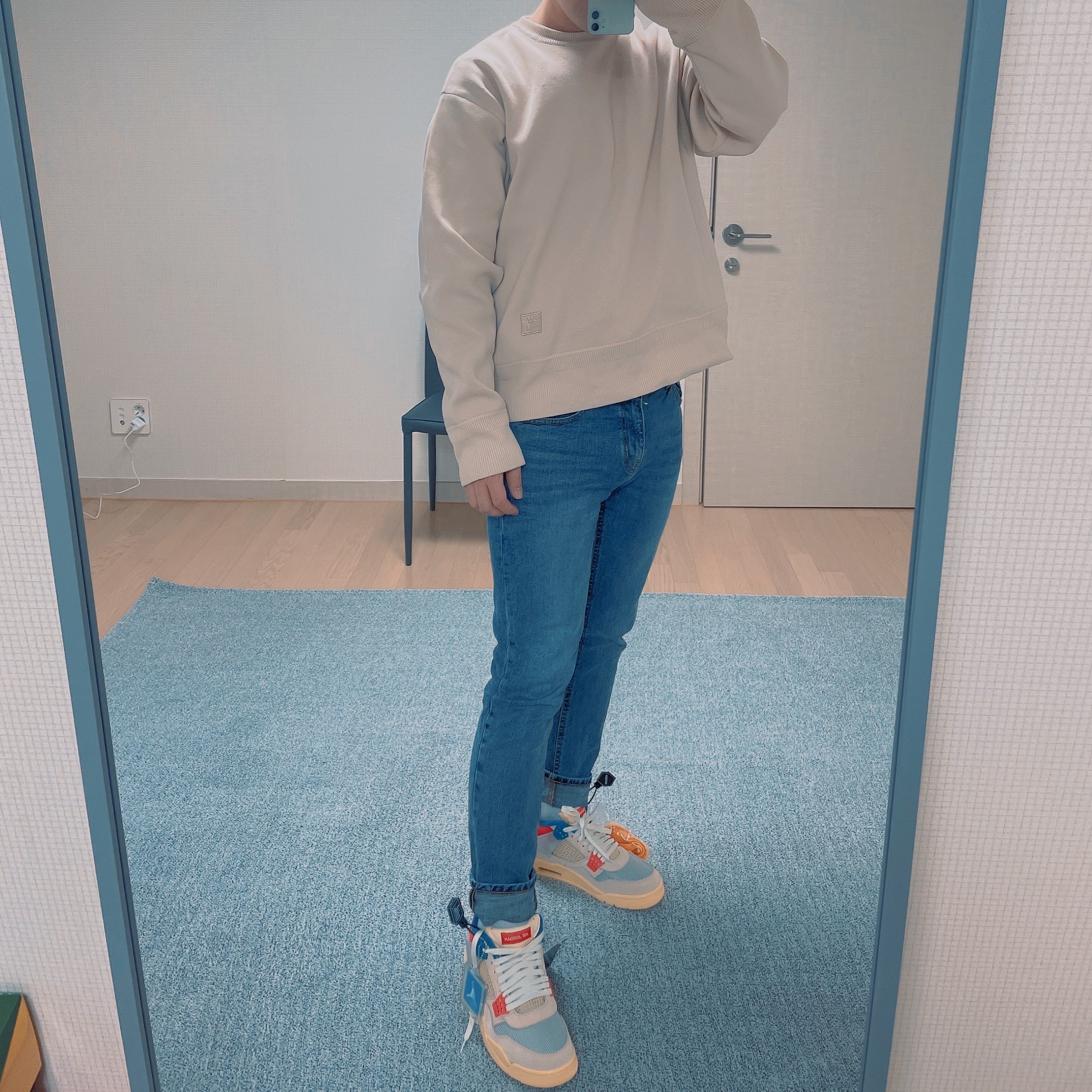 Jordan 4 x Union Retro Guava Ice 착용 스타일