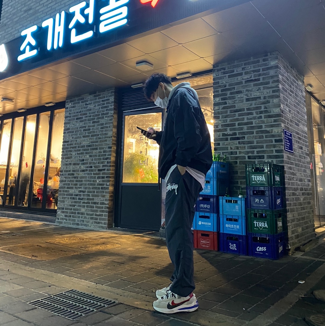 Nike x Sacai VaporWaffle Royal Fuchsia, Nike x Stussy Beach Pants Off Noir 착용 스타일