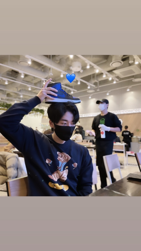 KREAM 프로필 이미지