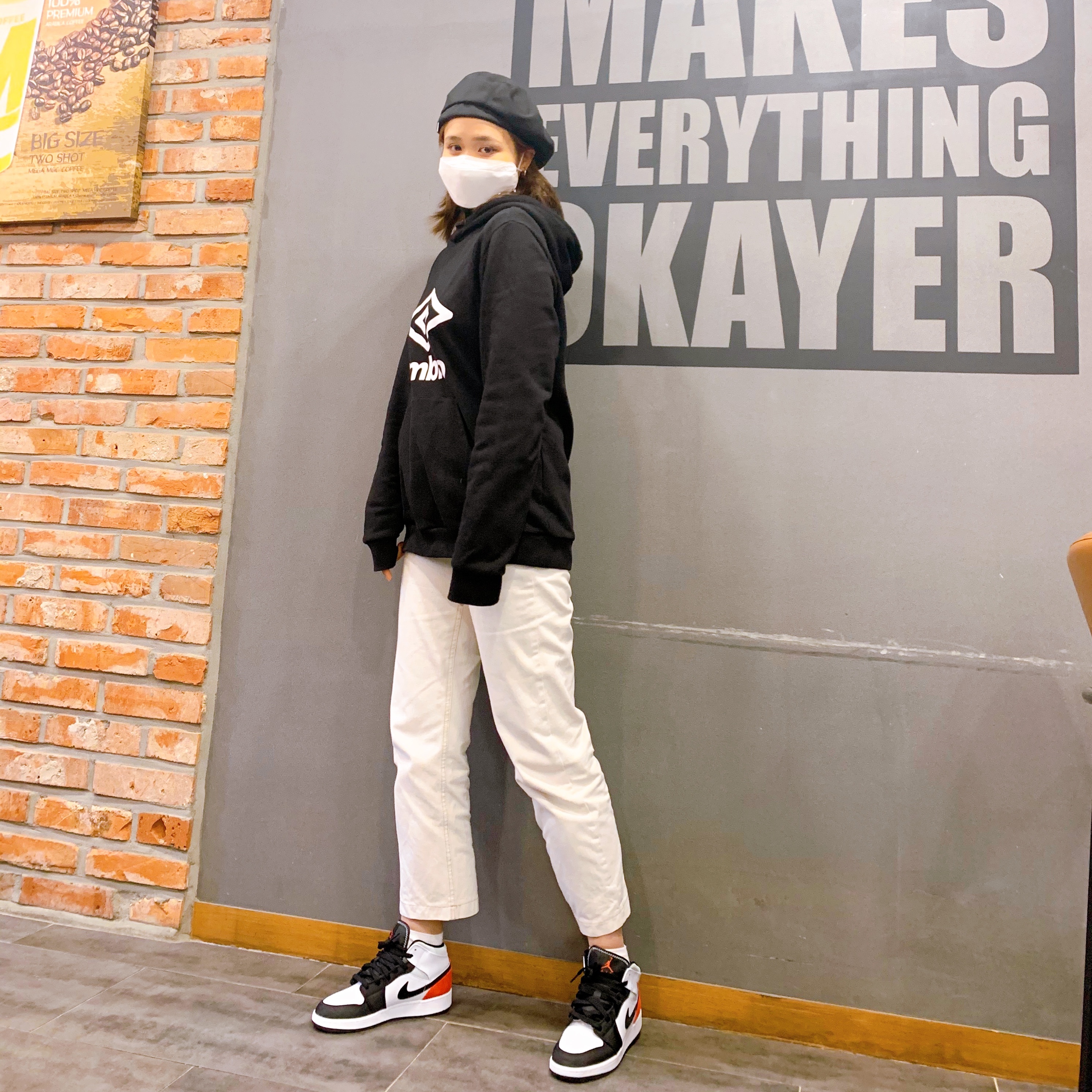 (GS) Jordan 1 Mid SE Track Red 착용 스타일