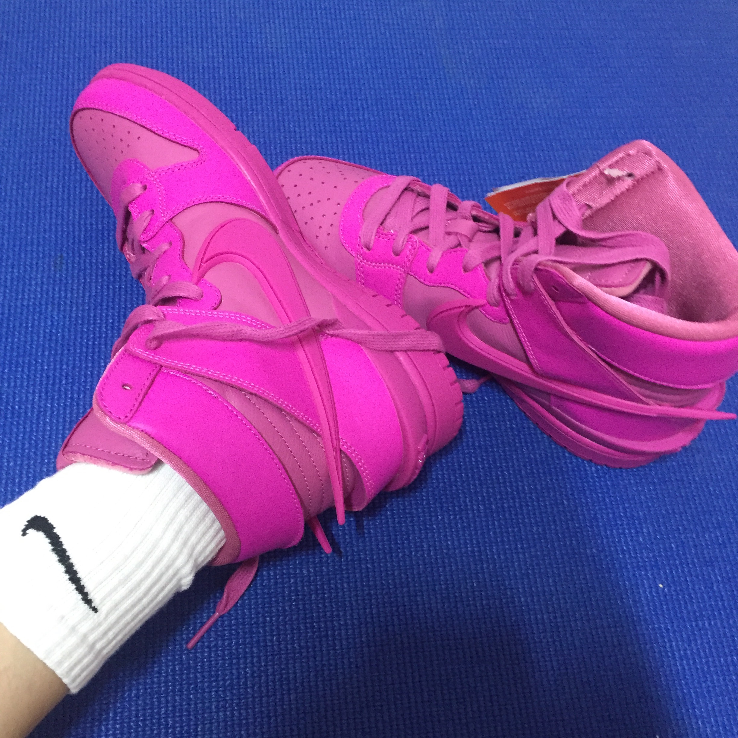 Nike x Ambush Dunk High Cosmic Fuchsia 착용 스타일