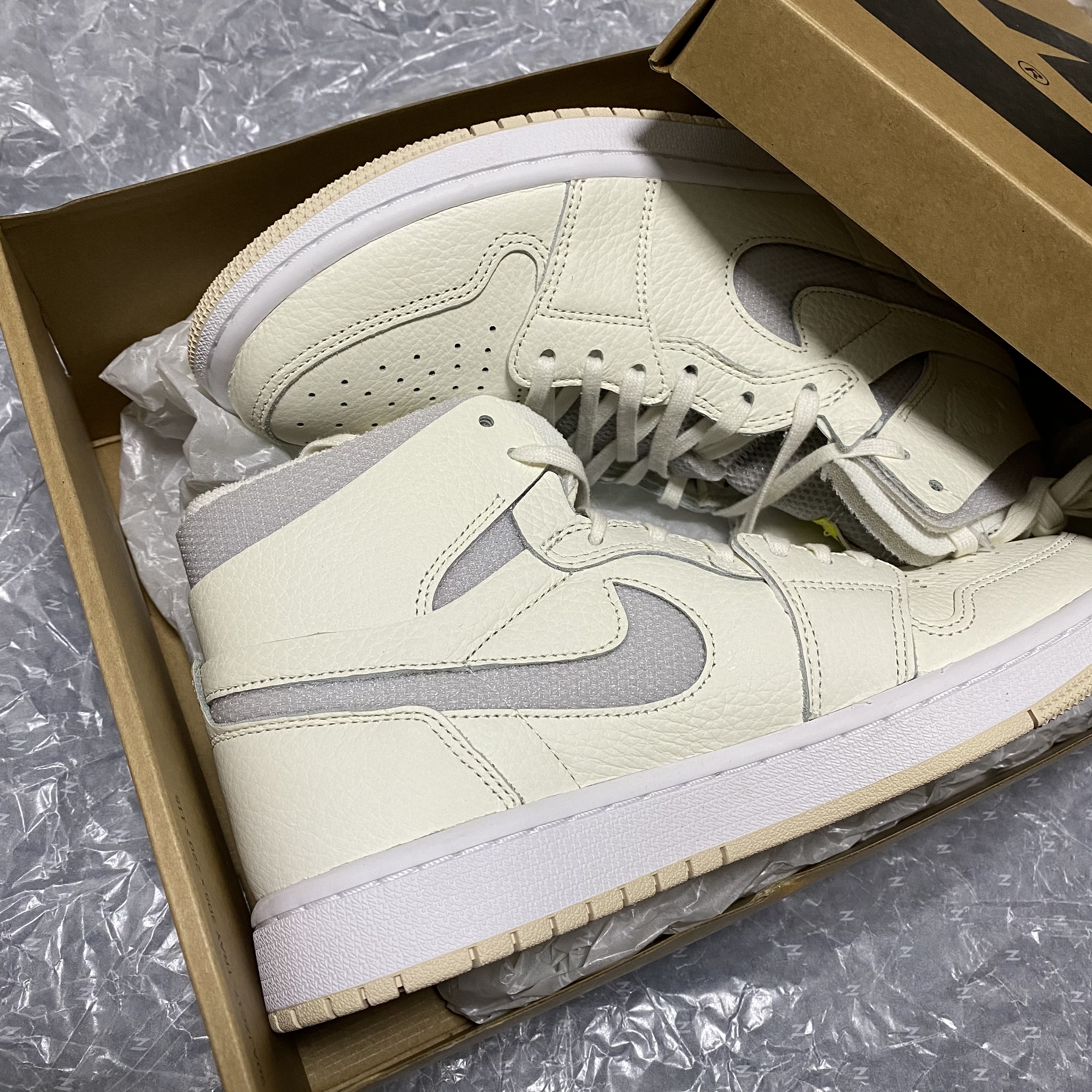 (W) Jordan 1 Zoom Air CMFT Sail 착용 스타일