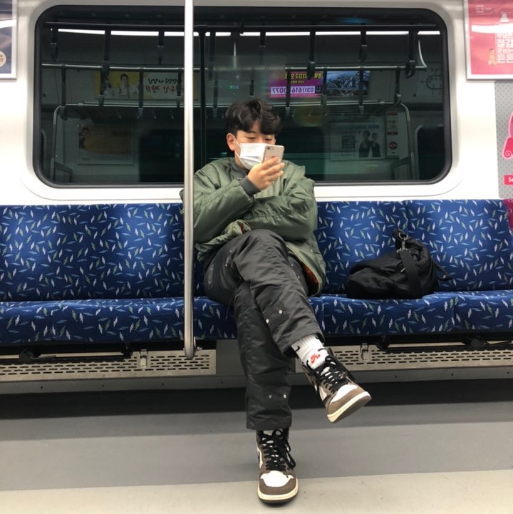 Jordan 1 x Travis Scott Retro High OG SP Mocha 착용 스타일