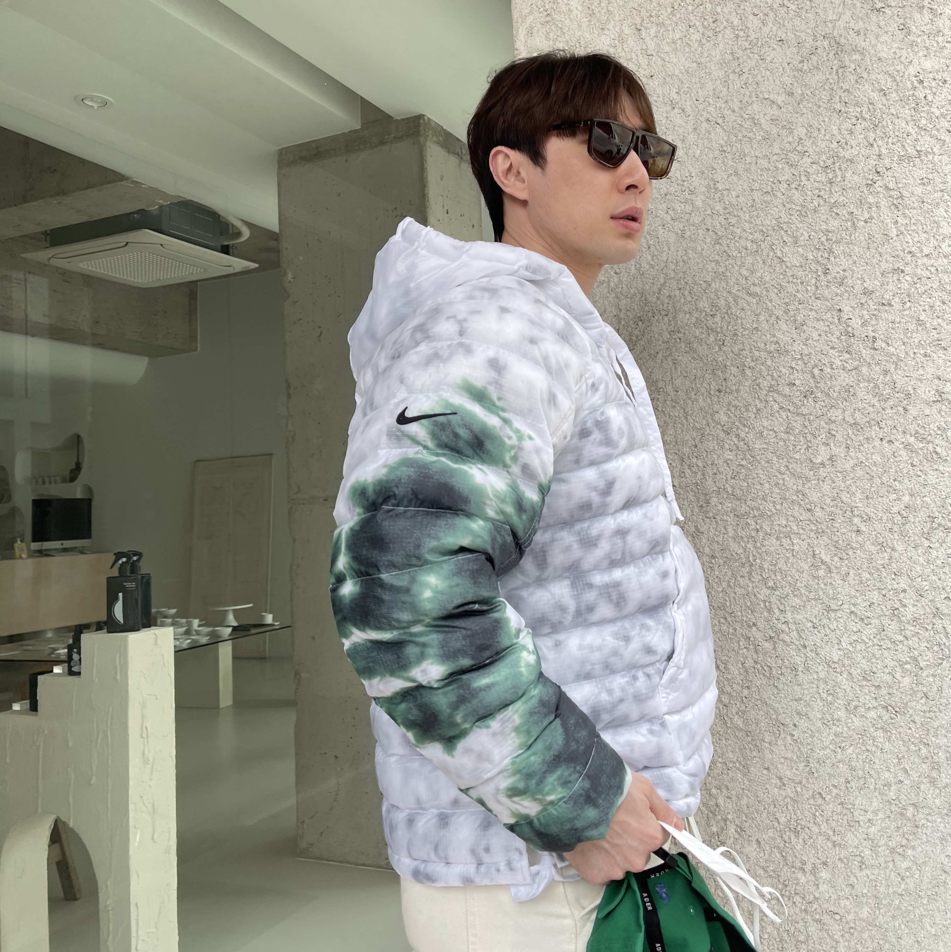 Nike x Stussy Insultd Jacket White Gorge Green - Asia 착용 스타일 - 2