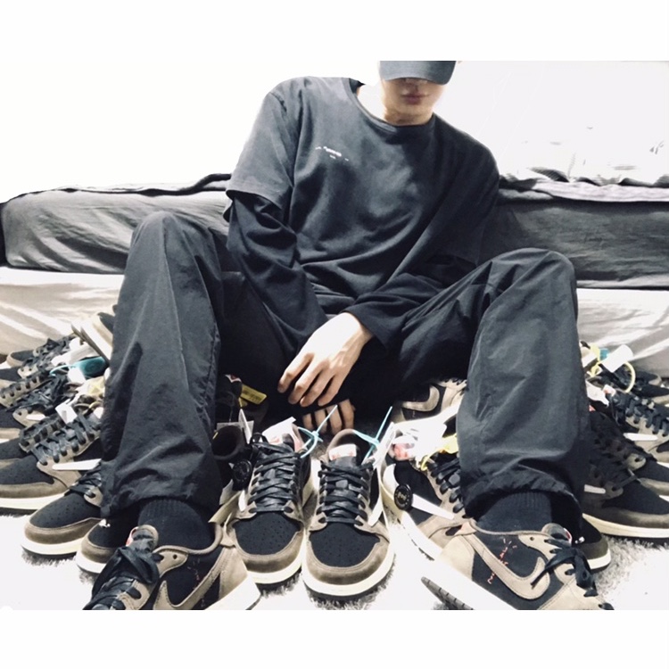 Jordan 1 x Travis Scott Retro Low OG SP Mocha 착용 스타일