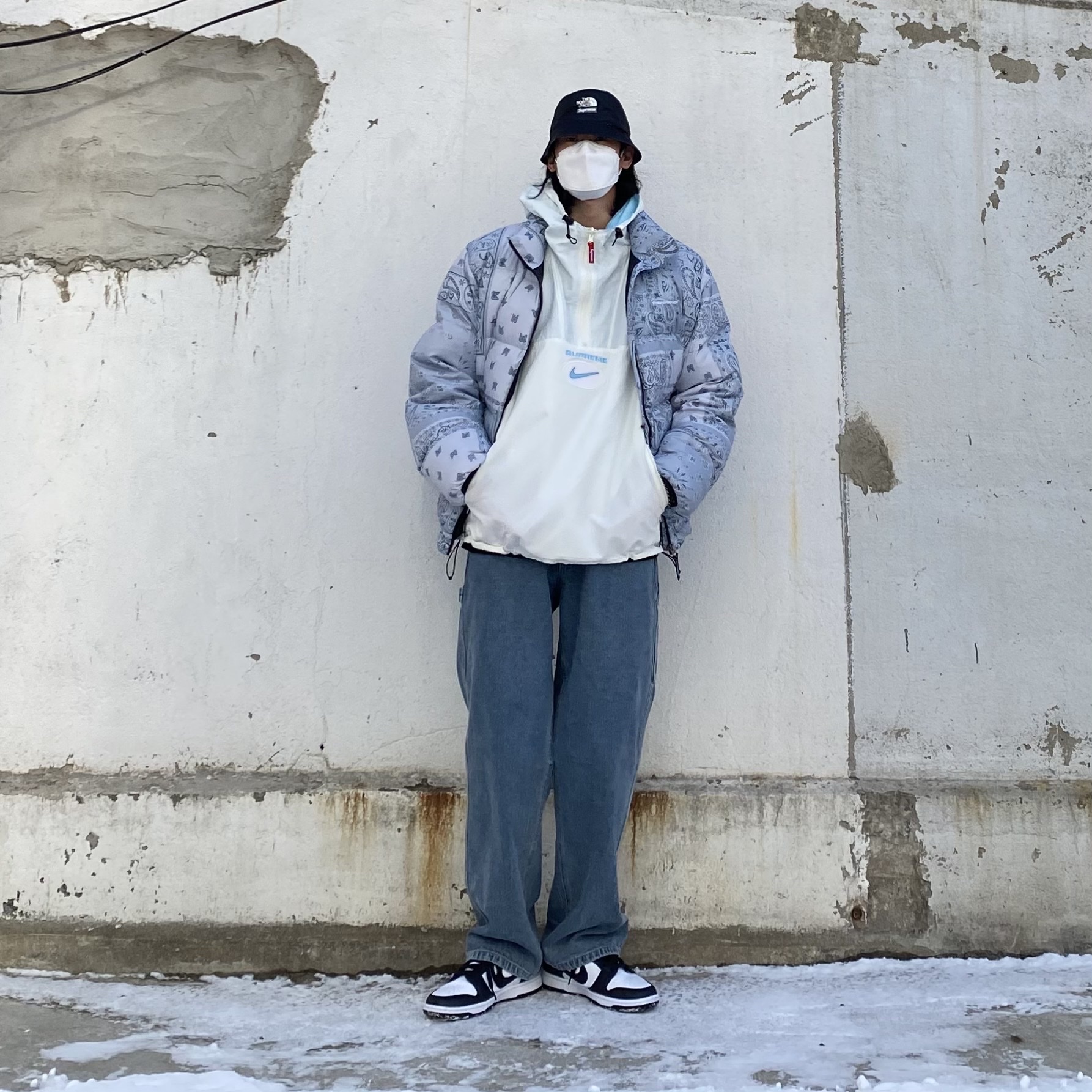 Nike Dunk Low Retro Black, Supreme x Nike Jewel Reversible Ripstop Anorak White - 20FW 착용 스타일 - 2