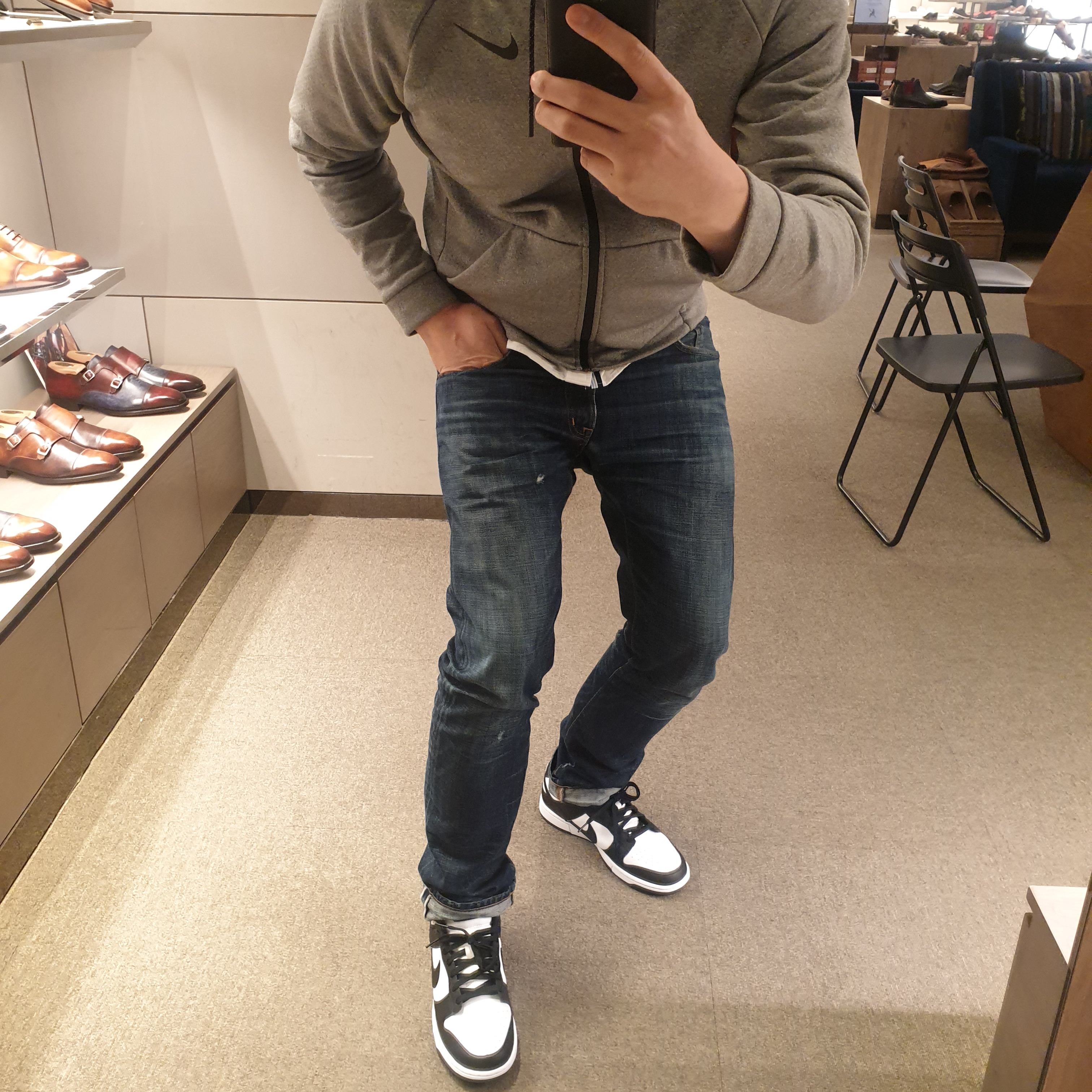 Nike Dunk Low Retro Black 착용 스타일