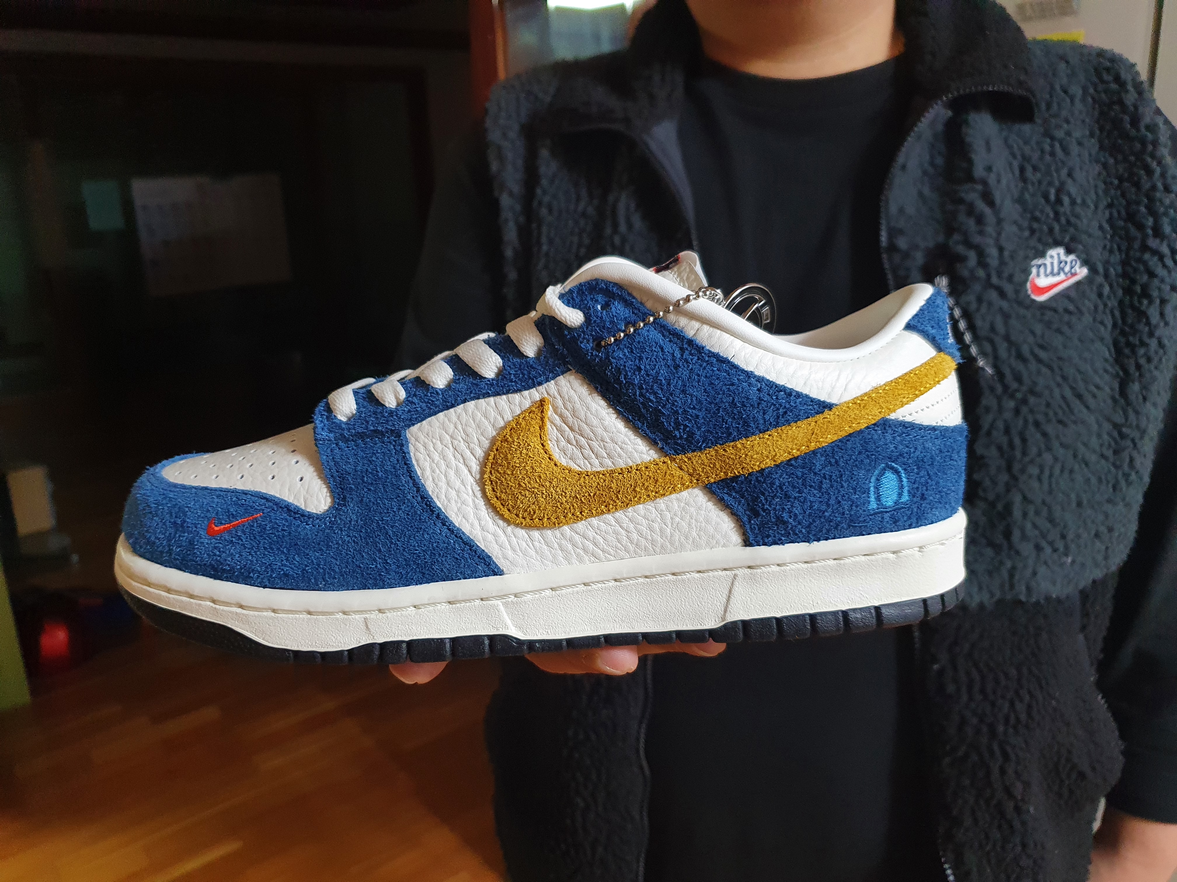 Nike x Kasina Dunk Low 80's Bus 착용 스타일