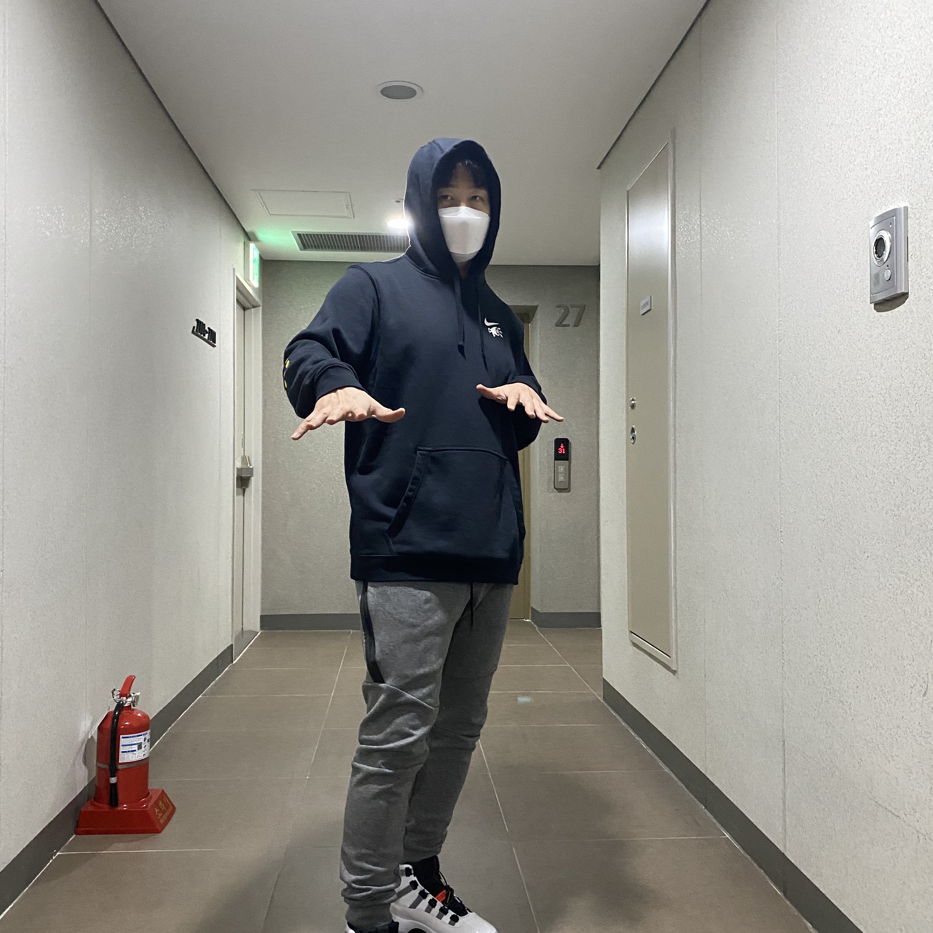Jordan 11 Adapt (KR Charger) 착용 스타일