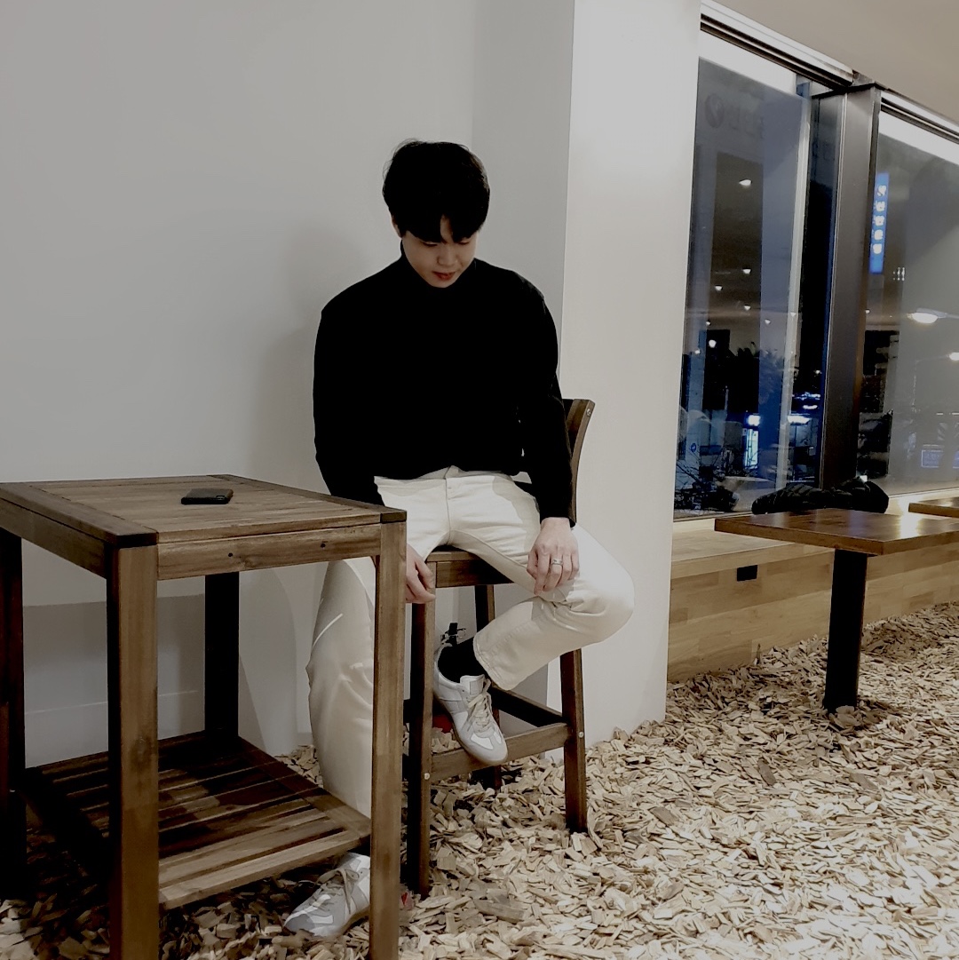 Maison Margiela Calfskin Replica Sneakers 착용 스타일