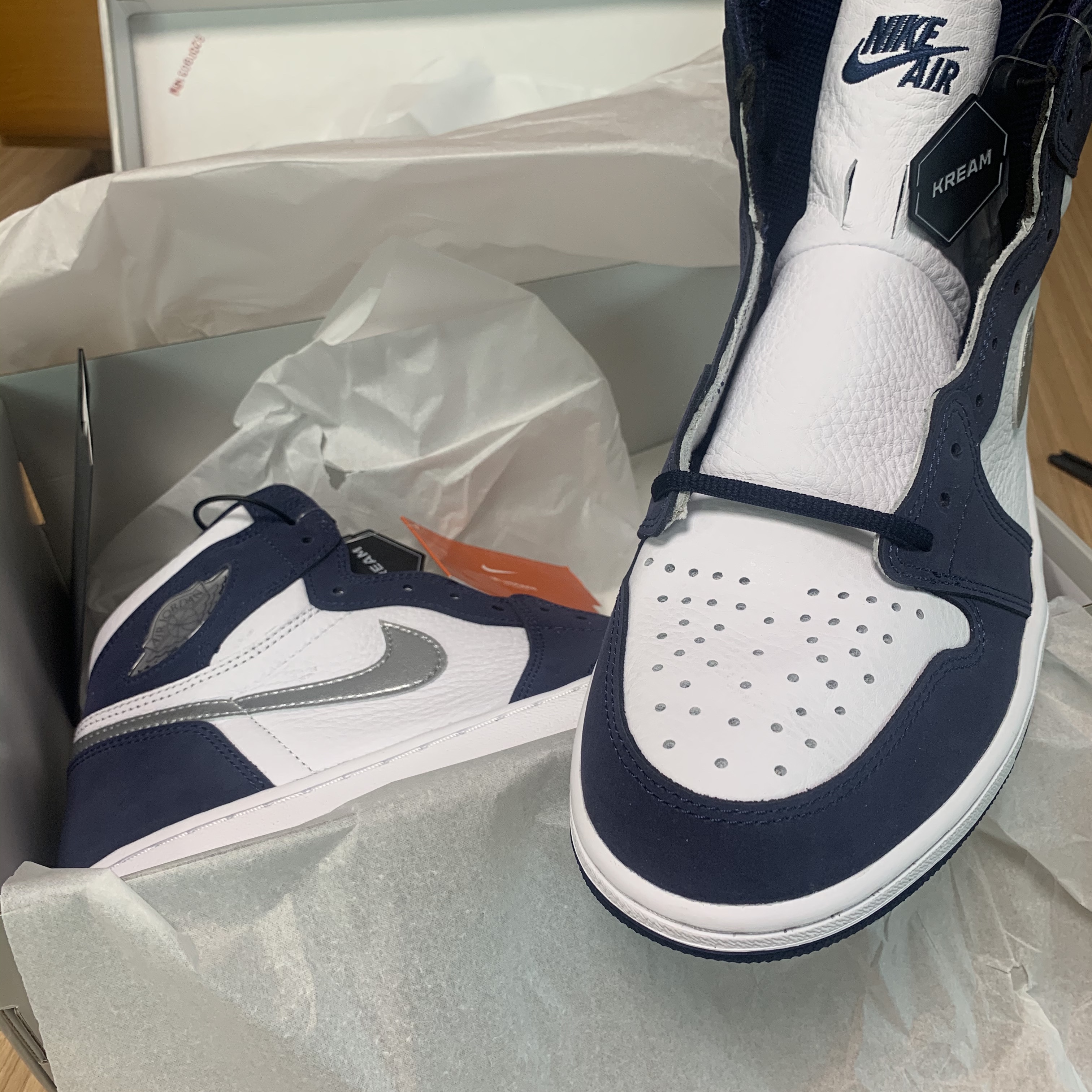 Jordan 1 Retro High OG CO.JP Midnight Navy 착용 스타일 - 1